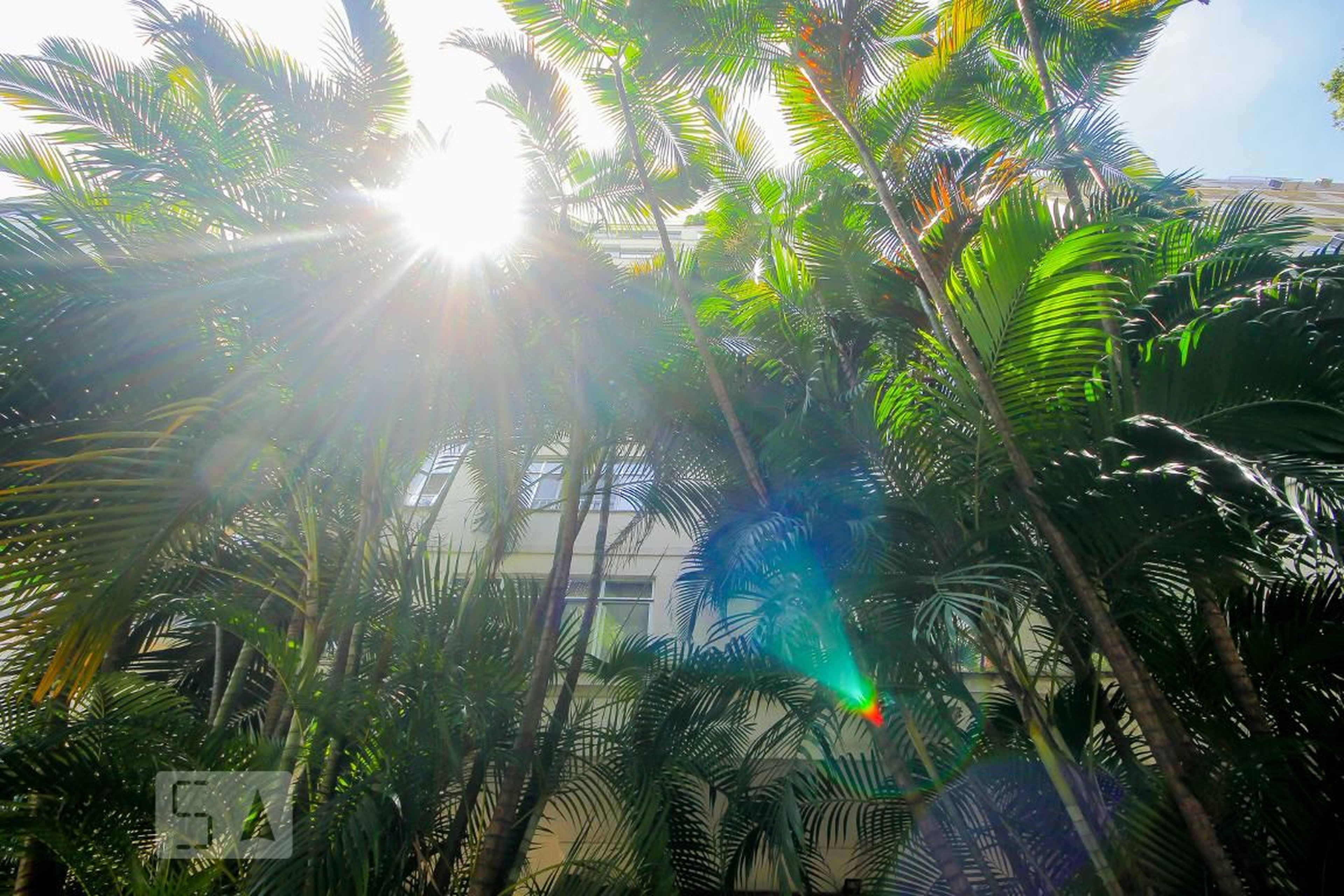 Fachada Condomínio em Rua Tonelero, 180