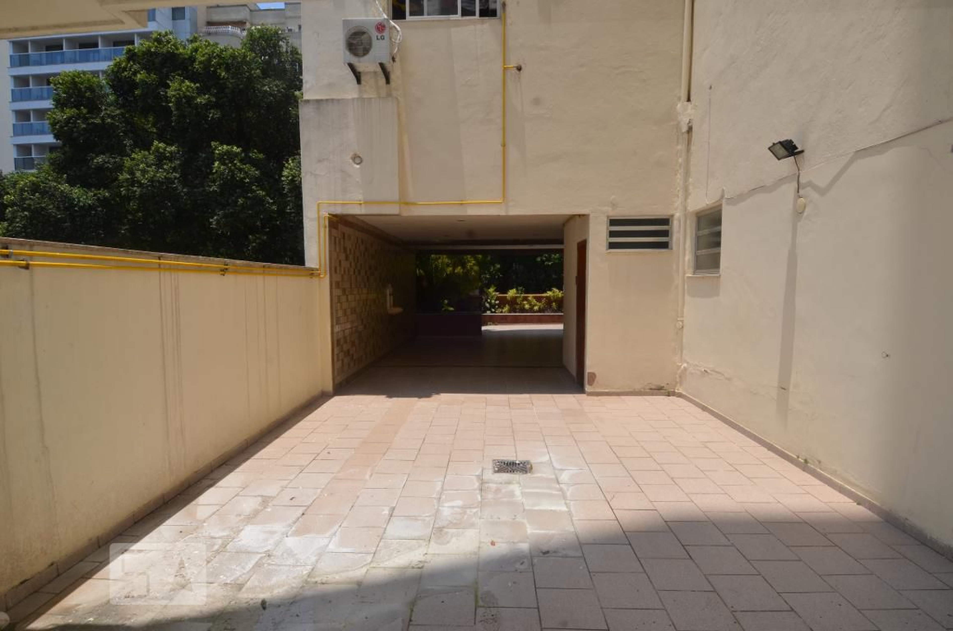 Área comum - Lord Arnold