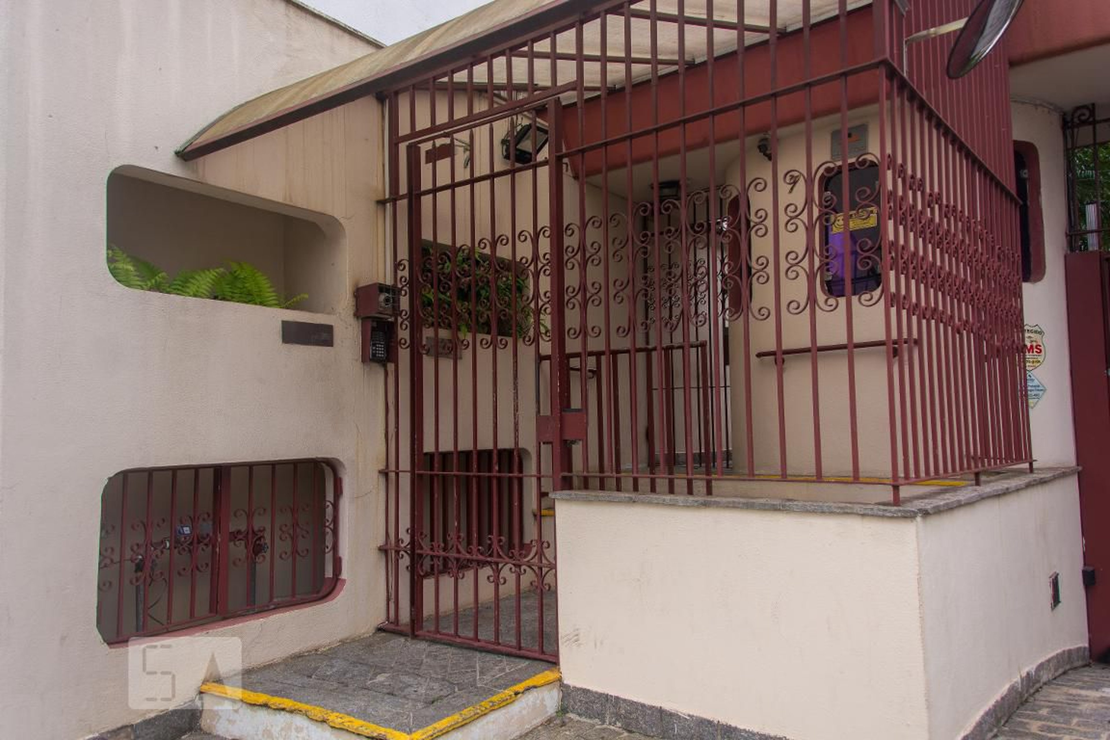 Fachada Condomínio em Avenida Higienópolis, 7