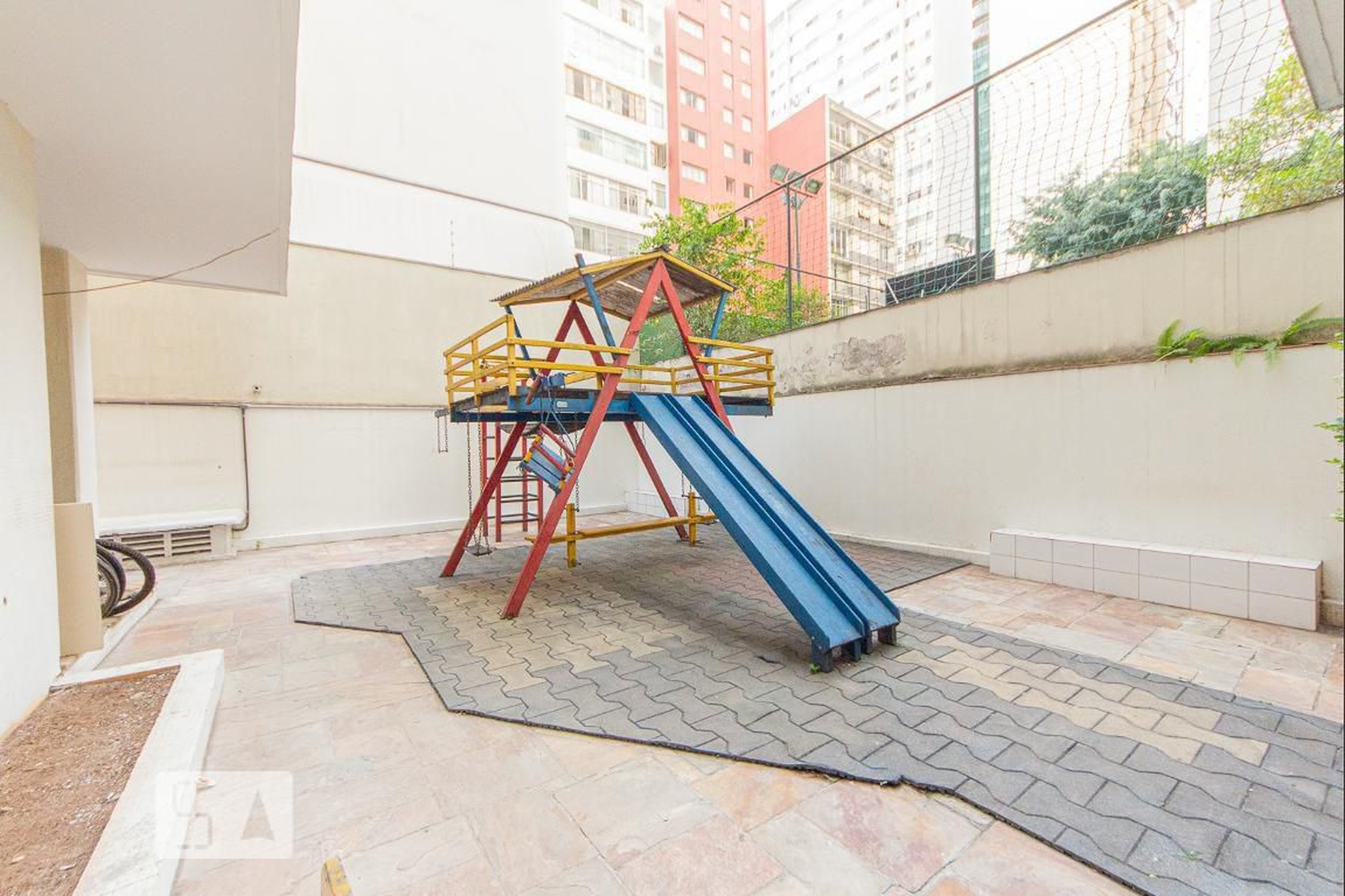 Playground - Edifício Bela Garden