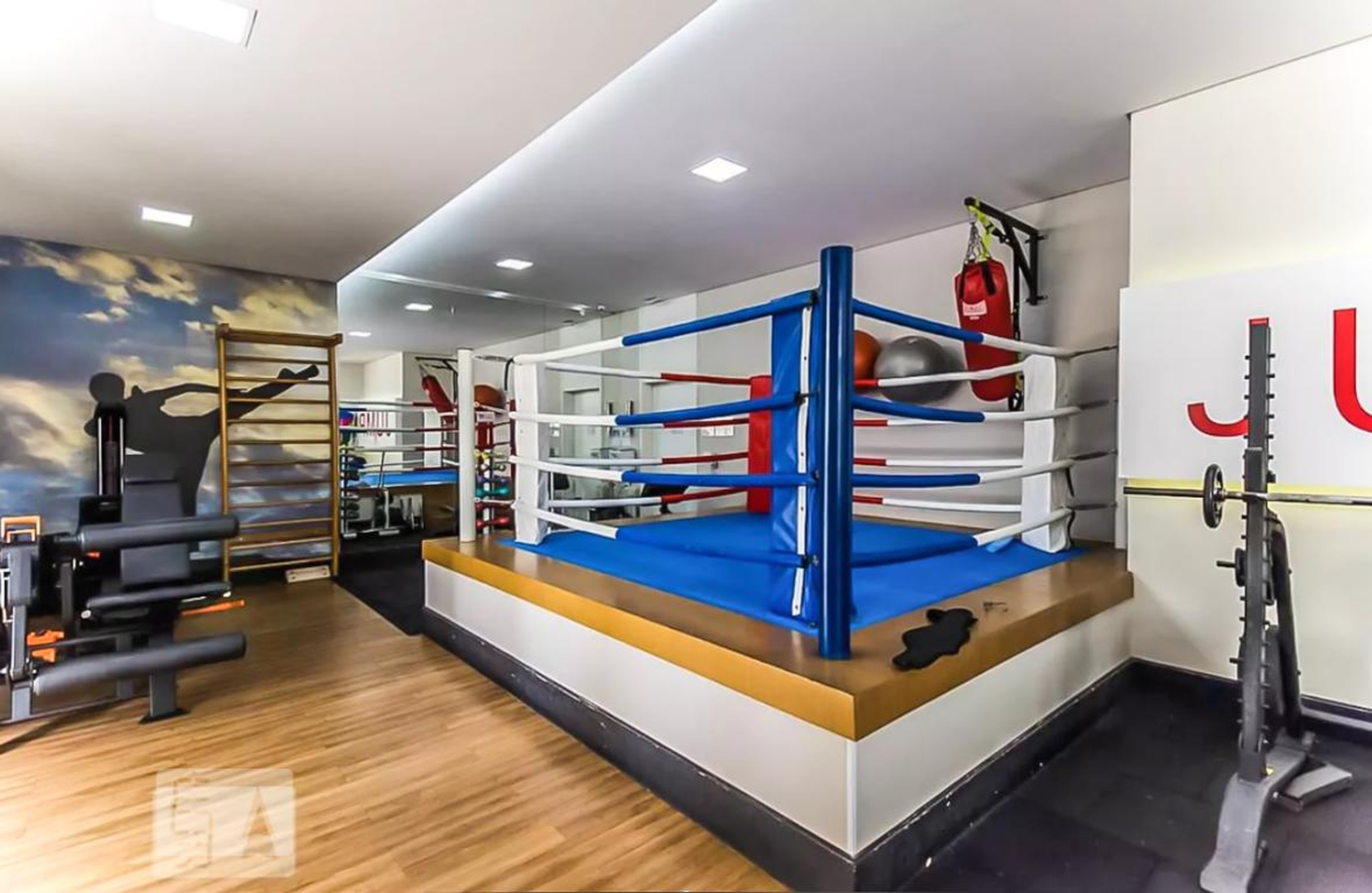 Academia - Auge Home Resort