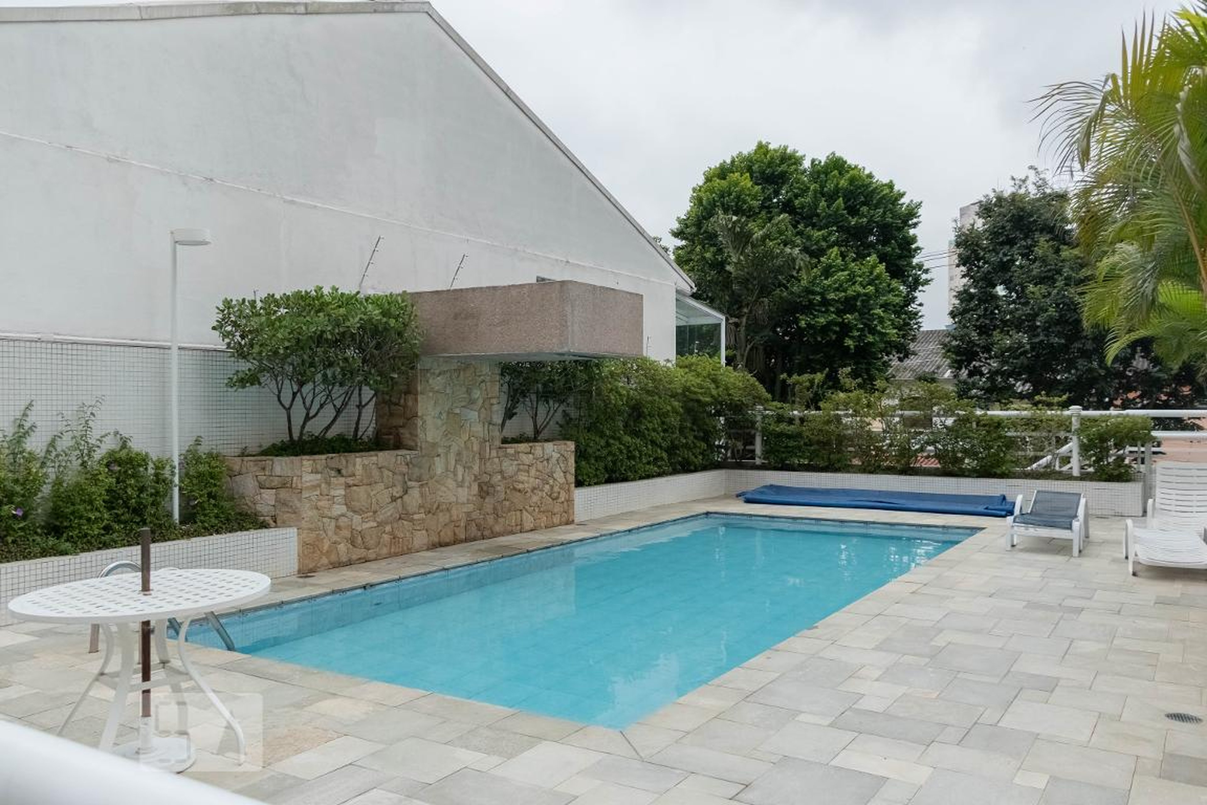 Piscina - Edifício Turma Lina