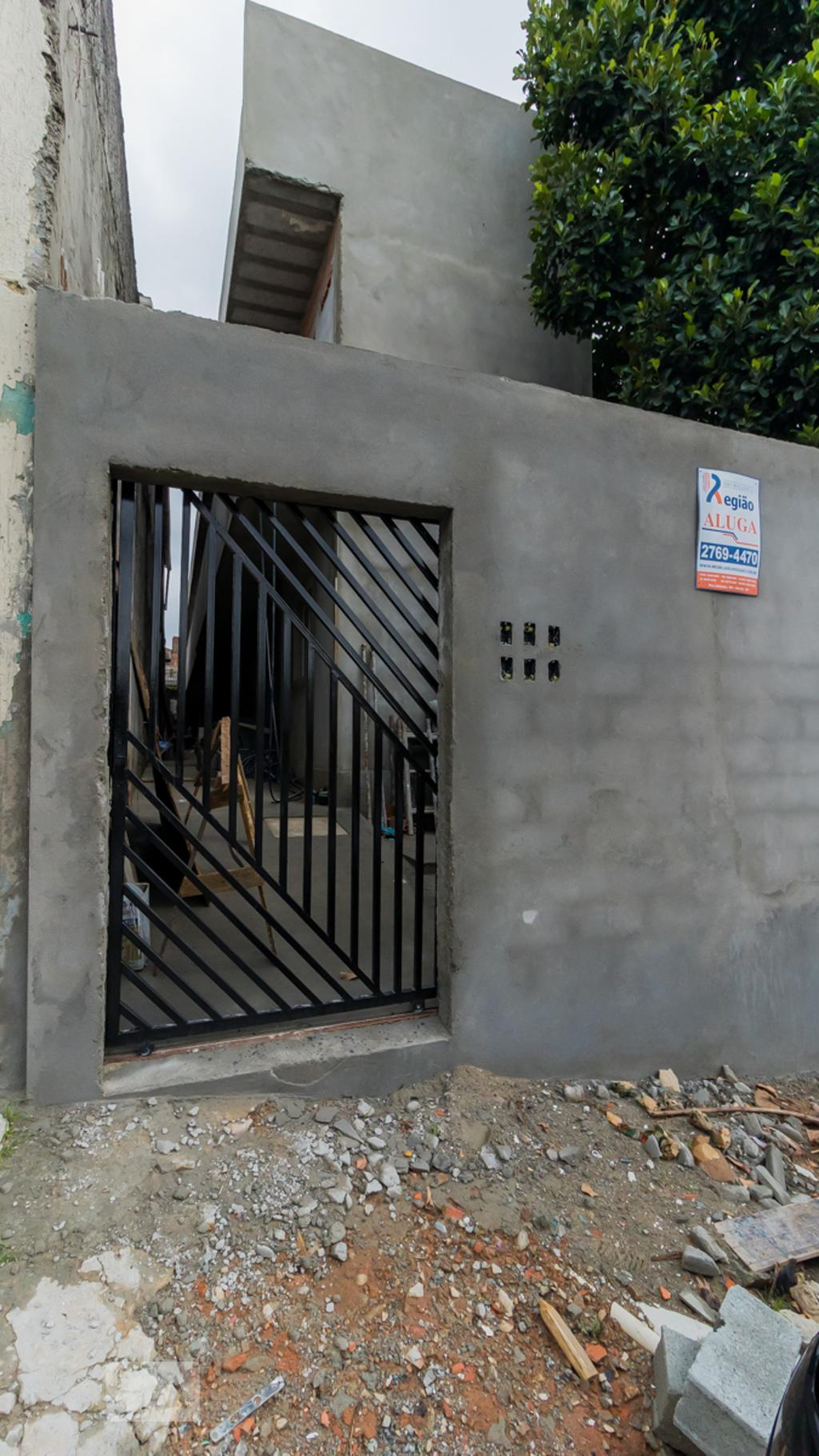 Fachada Condomínio em Rua Hedi, 165