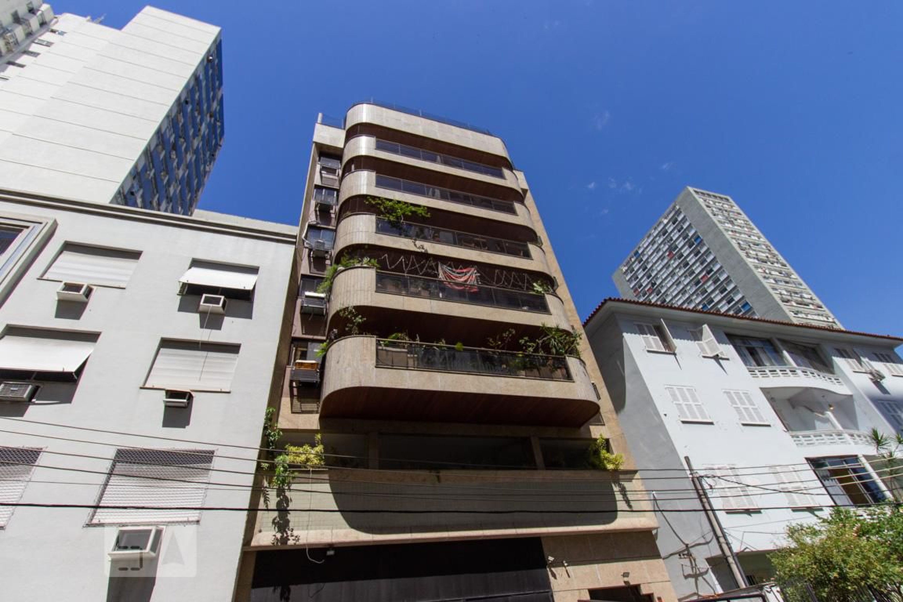 Fachada do prédio Condomínio Campanille