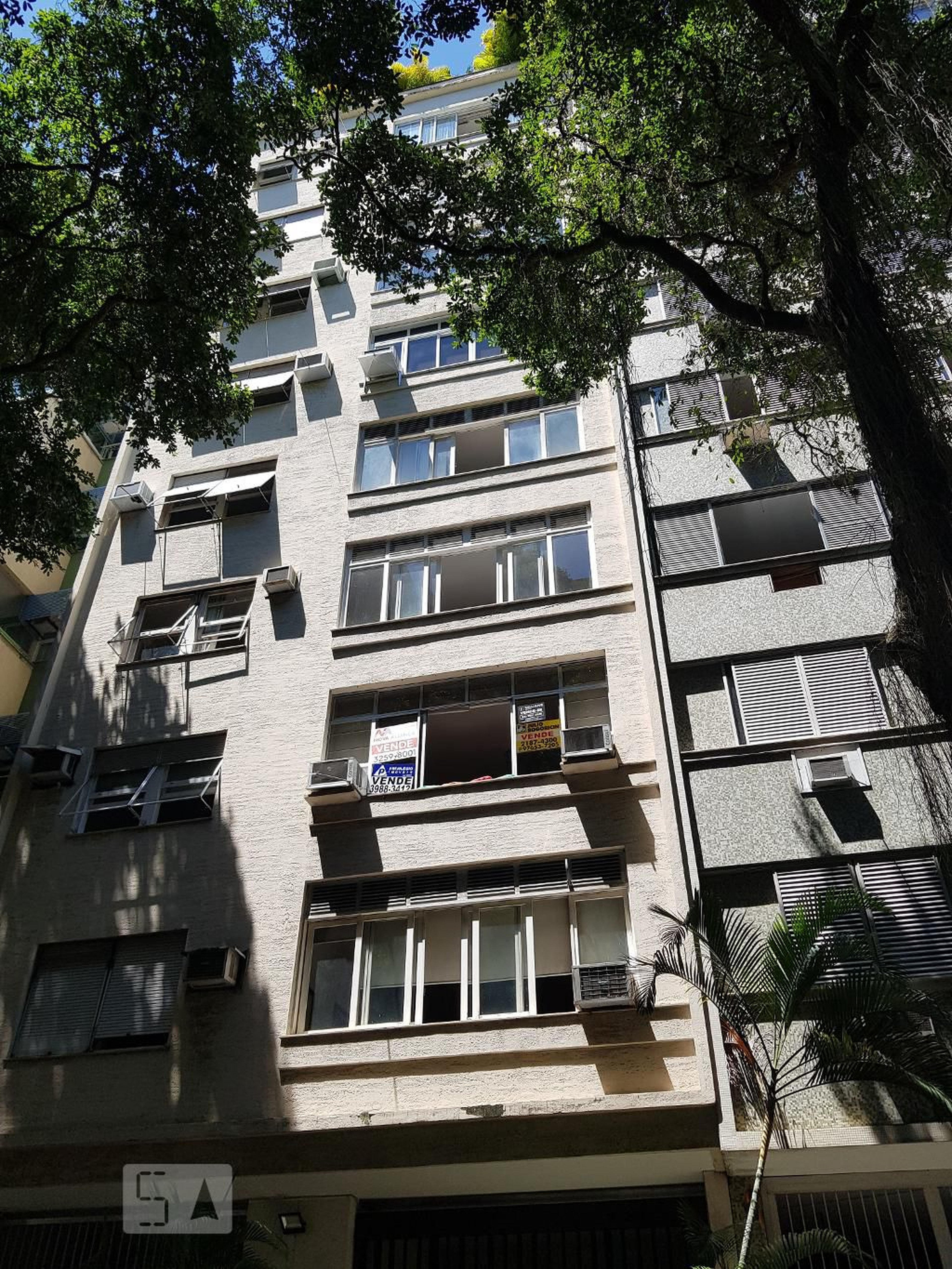 Fachada Condomínio em Rua Soares Cabral, 66