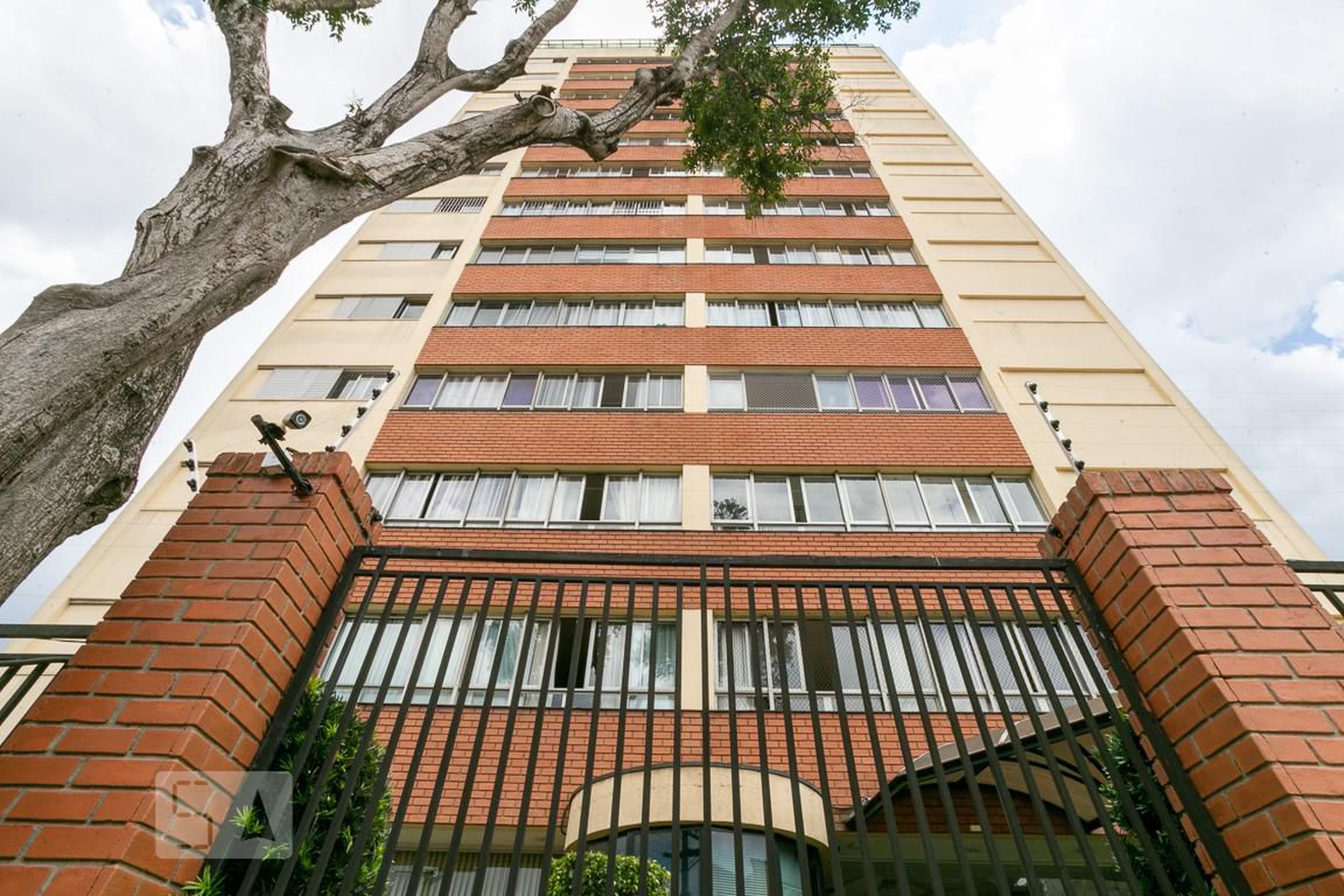 Fachada do Prédio Condomínio Metropoles