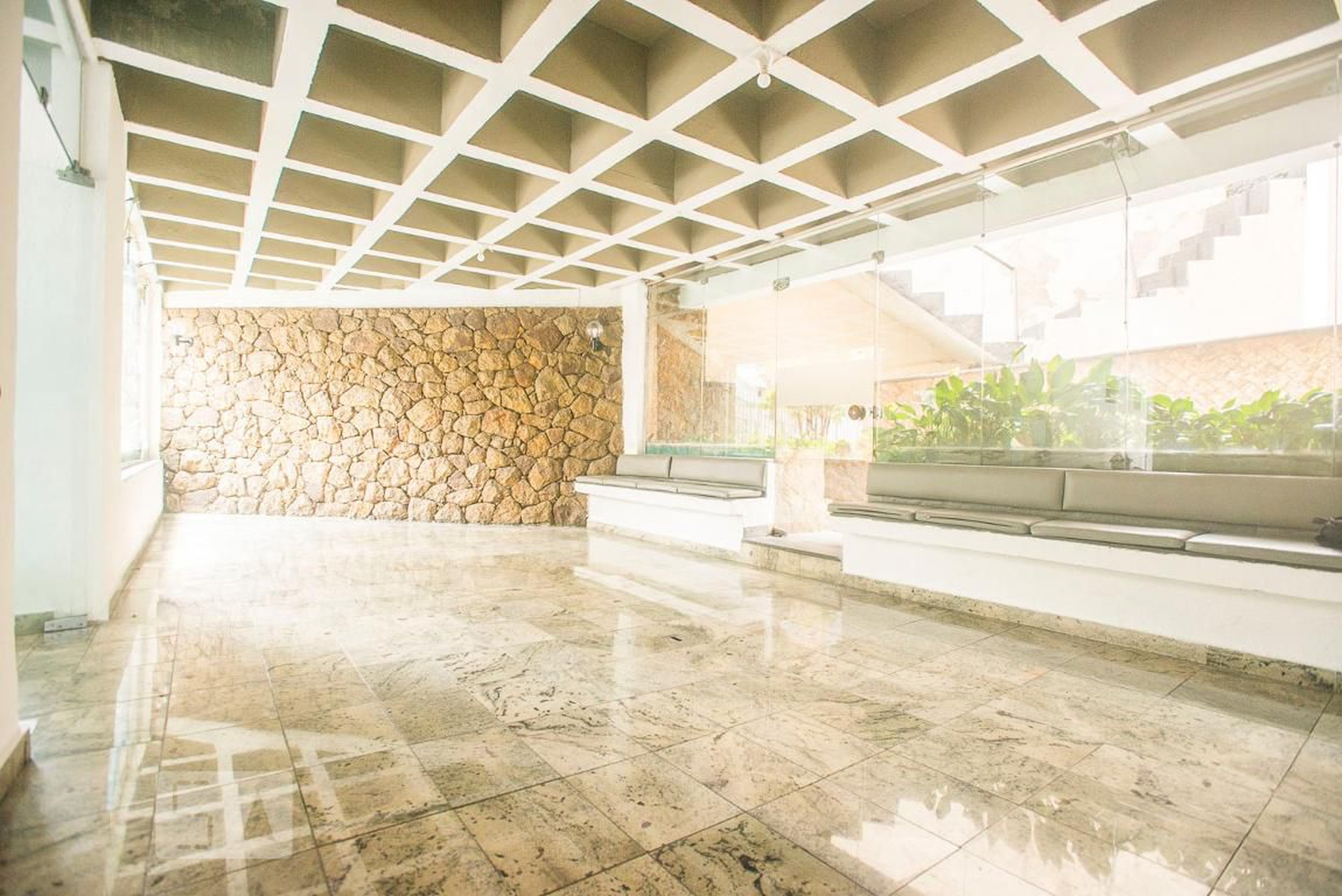 Área Externa - Via Appia