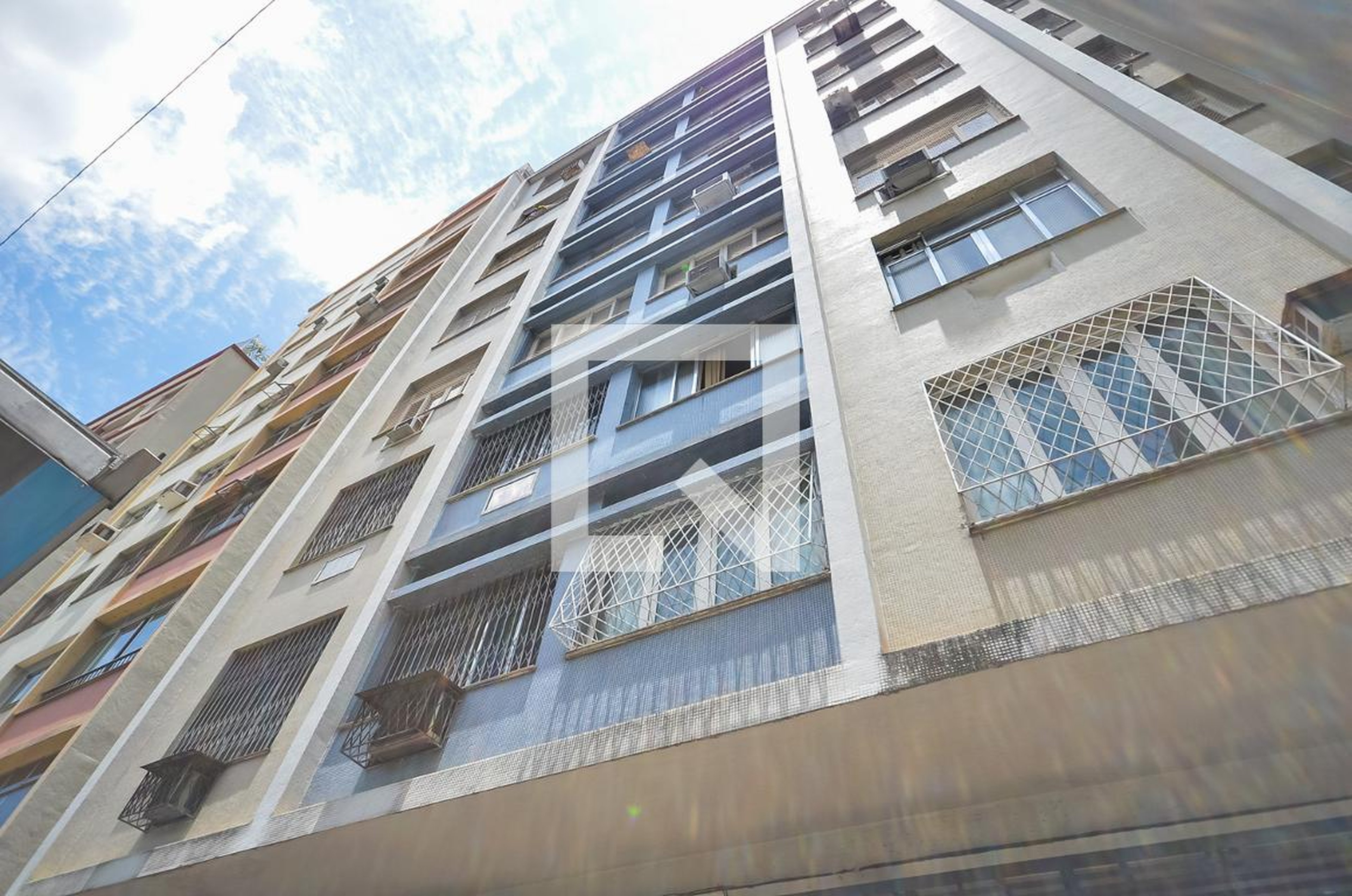 Fachada Condomínio Quenn Victória