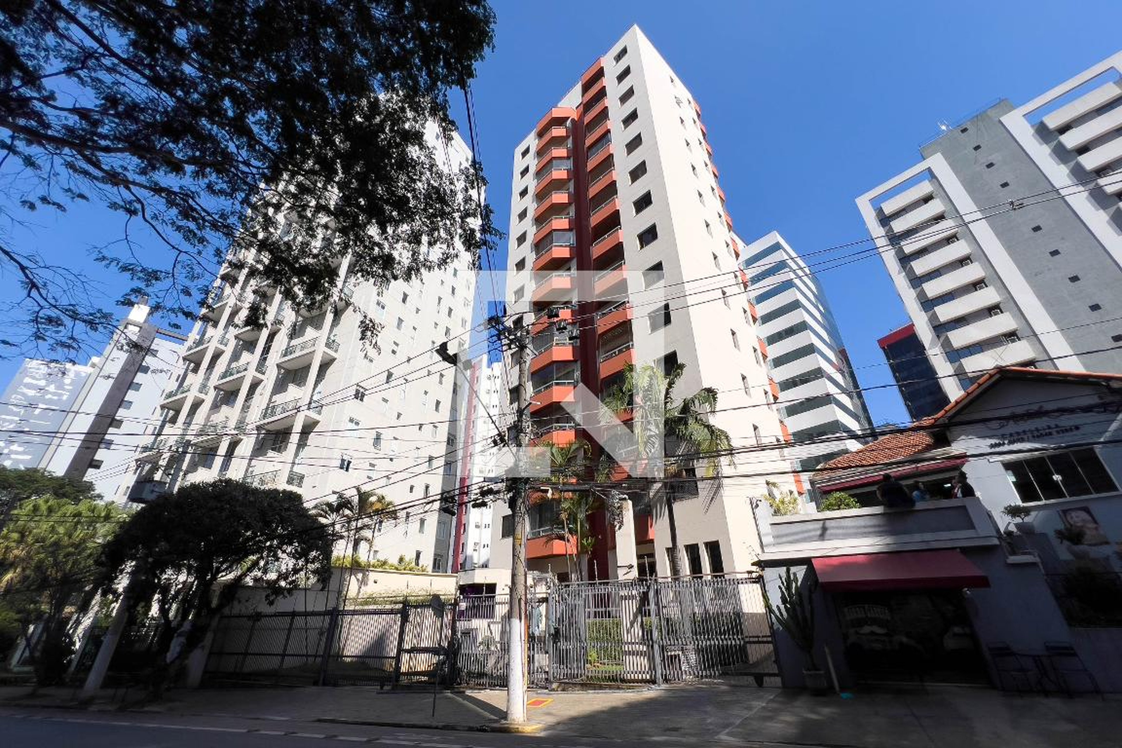 Fachada Condomínio Aroeira