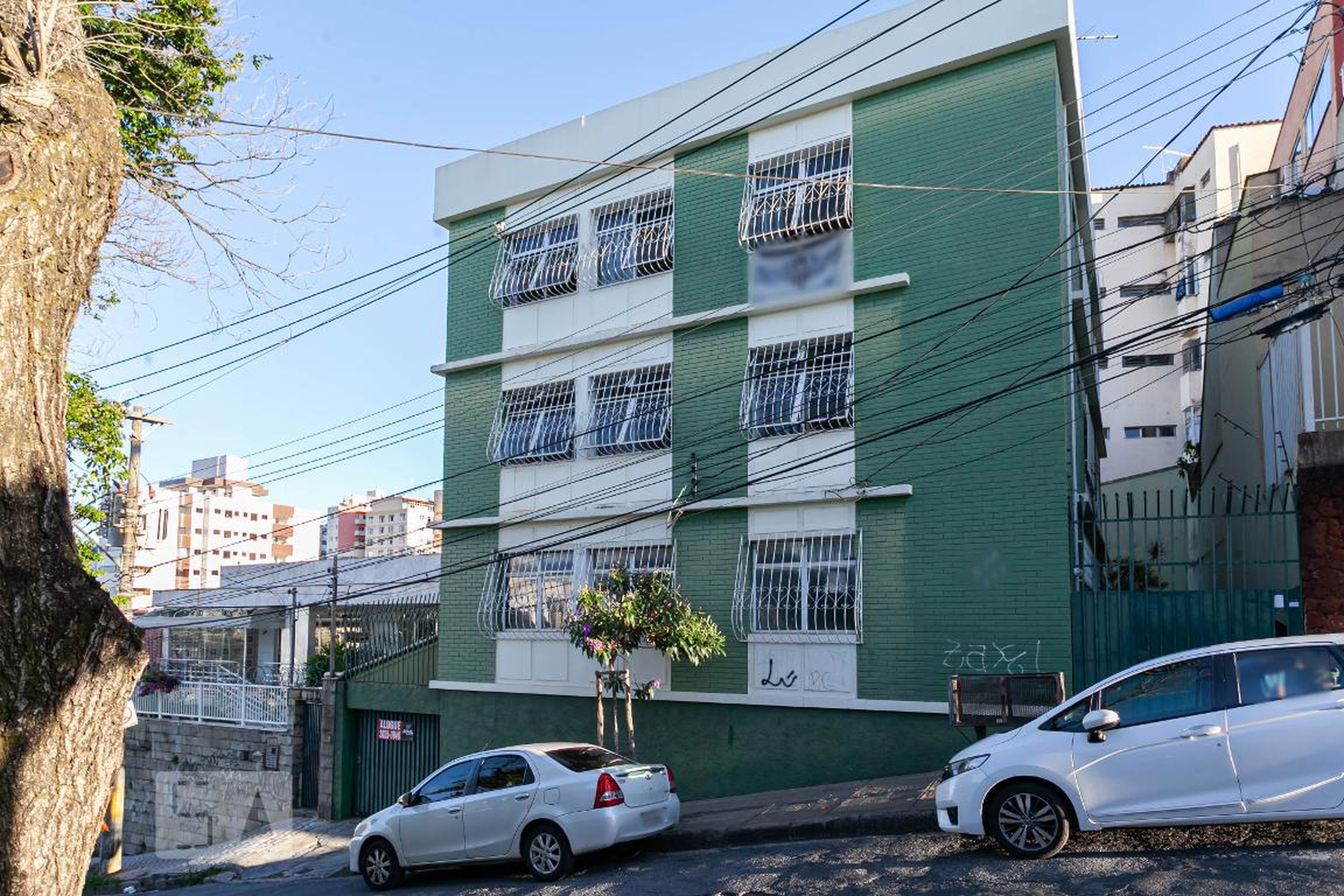 Fachada do Prédio Condomínio em Rua Paulino Marquês Gontijo, 250