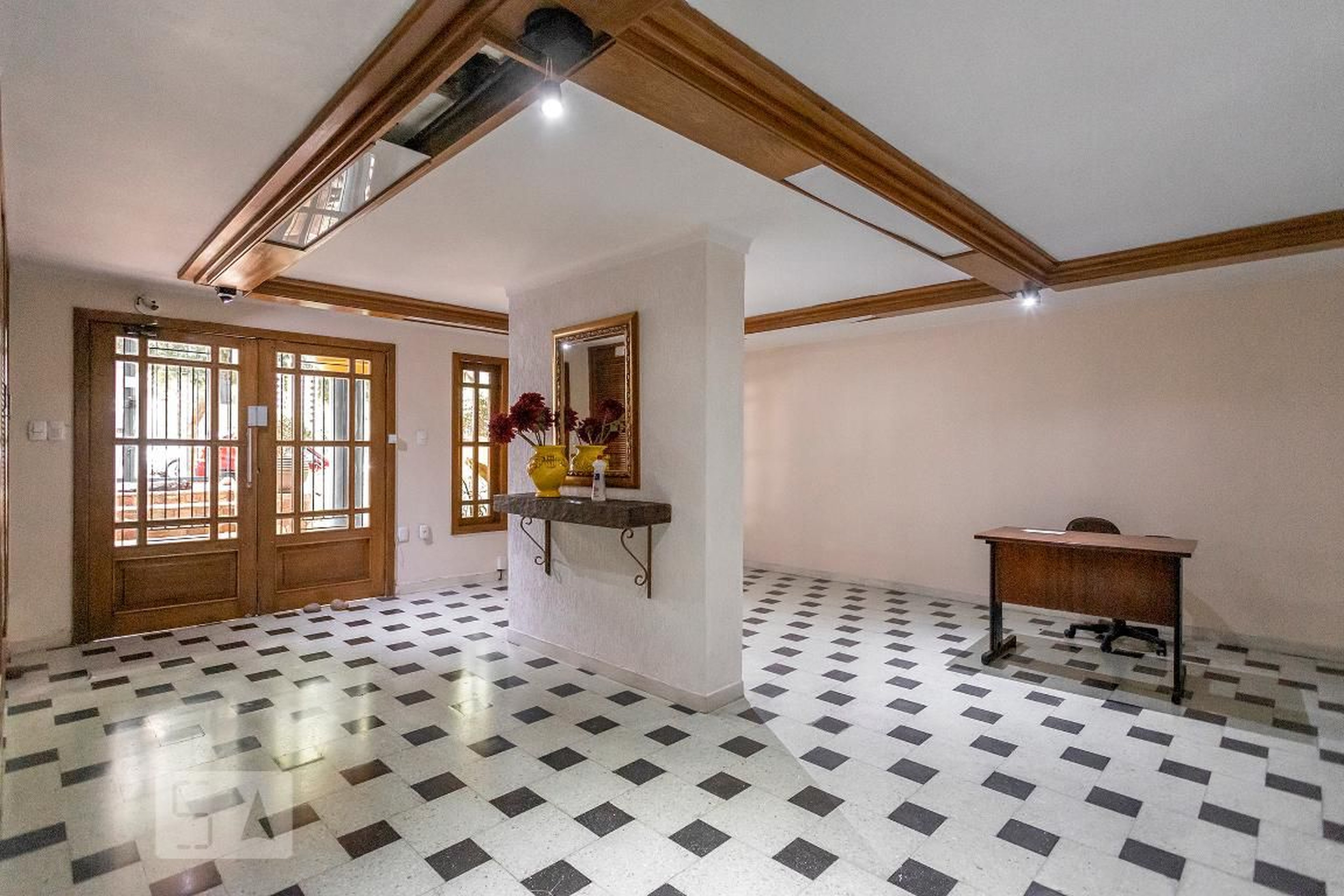 Hall de Entrada - Paulino Teixeira