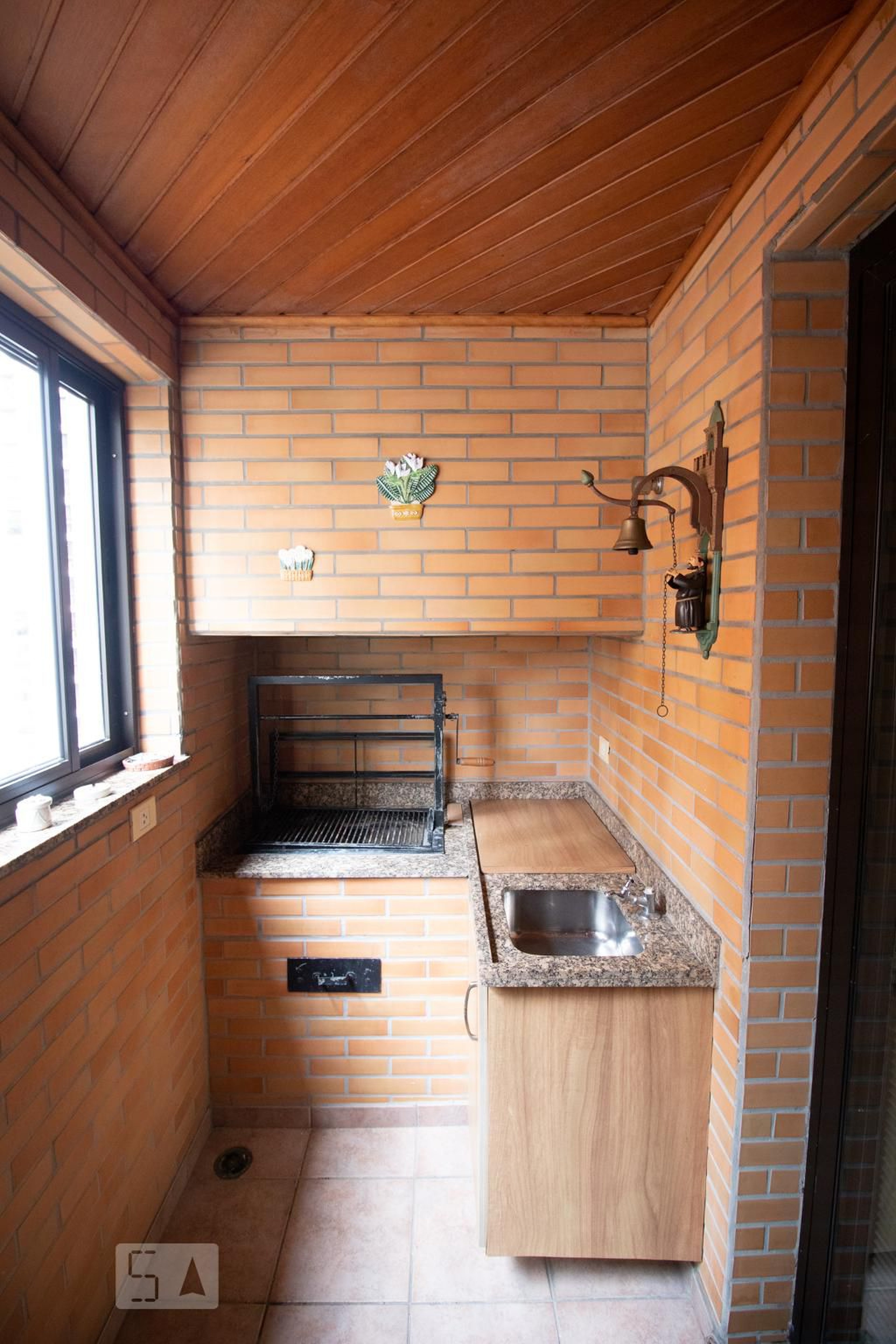 Churrasqueira - Ouro Verde