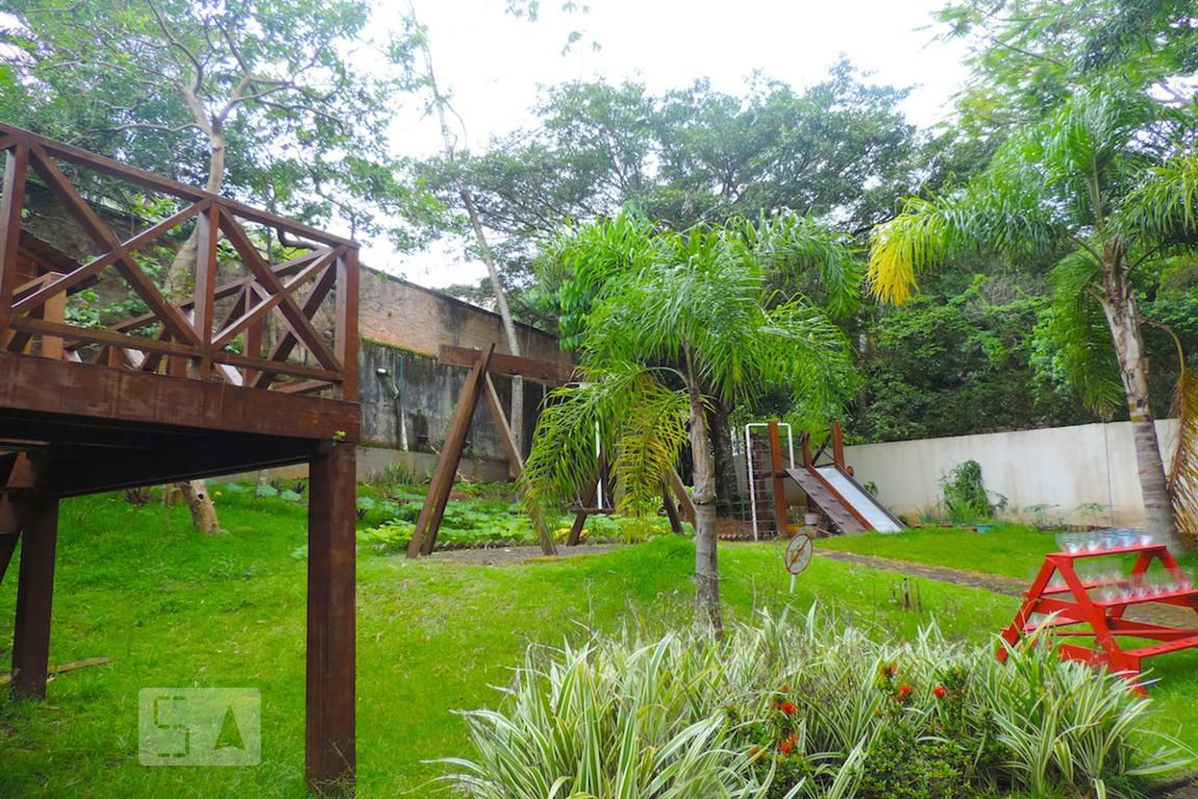 Area Comum - Achilles Ceccato