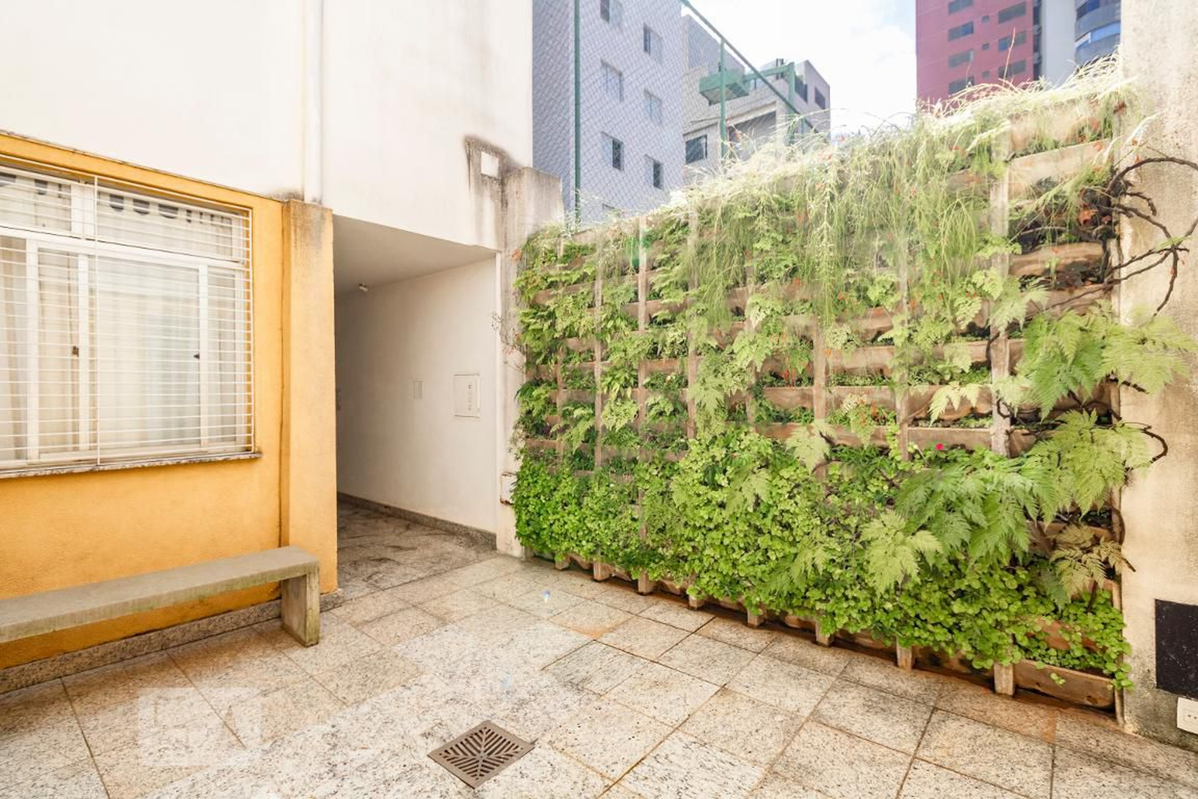 Entrada - Edifício Heloisa Maria