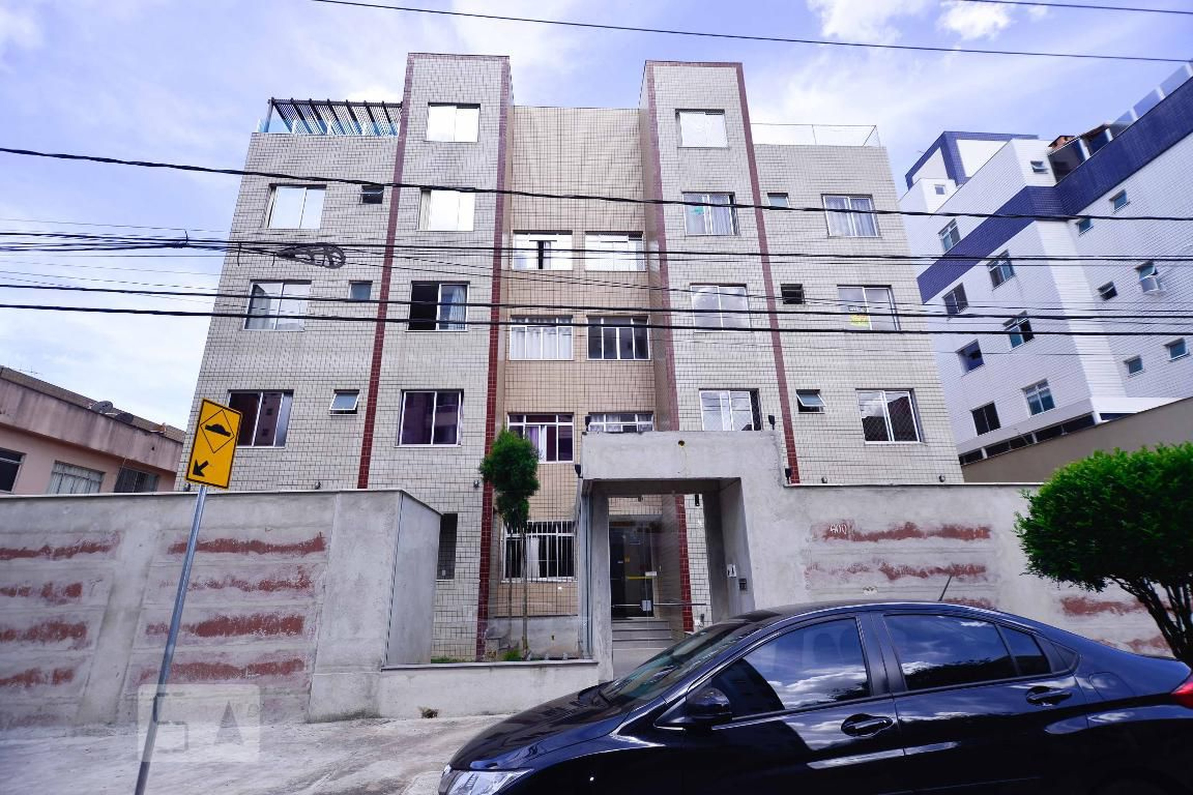 Fachada Condomínio Luiz de Carvalho Massara