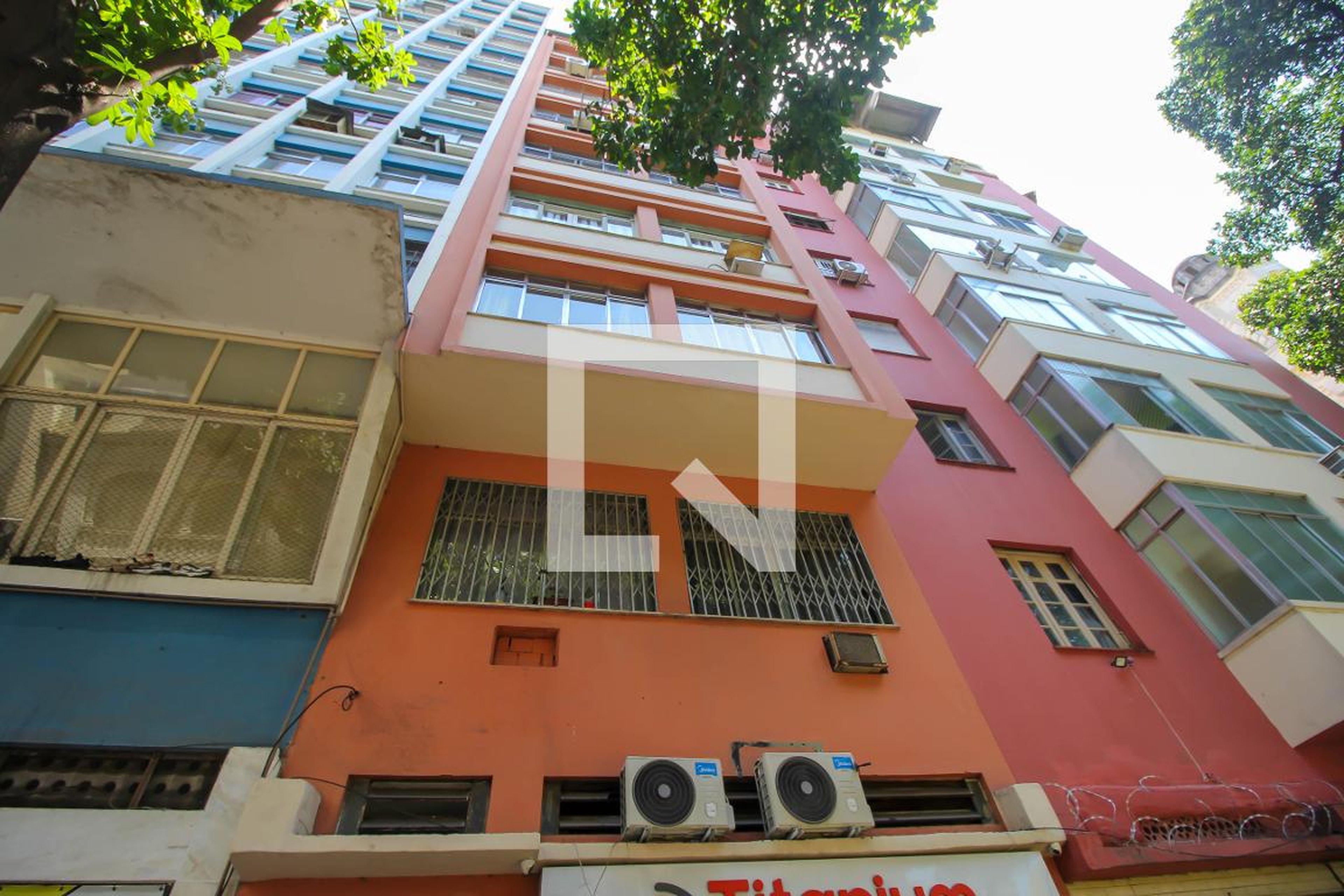 Fachada do Prédio Condomínio Santa Rita de Cássia