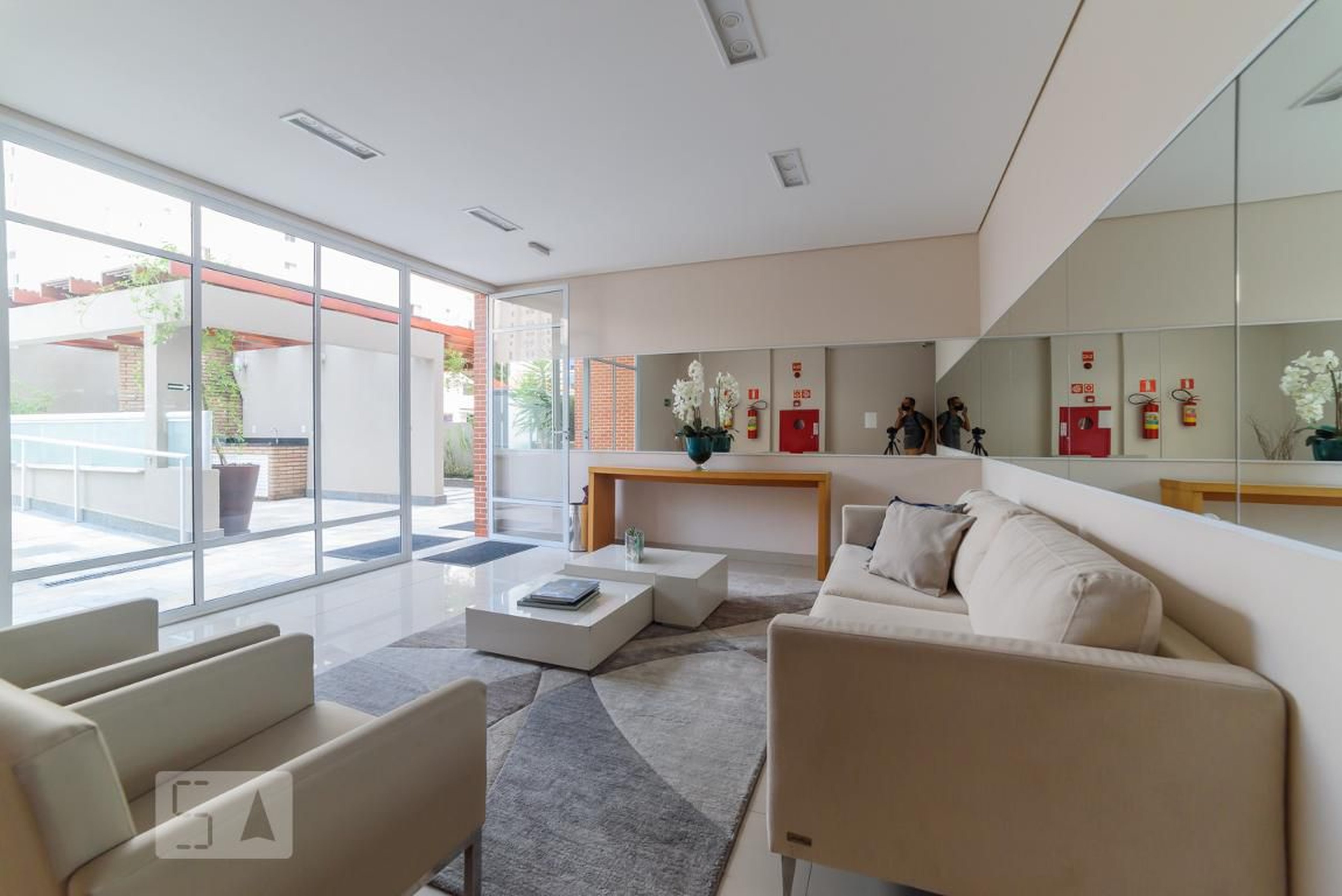 Hall social - Mosaico Administração de