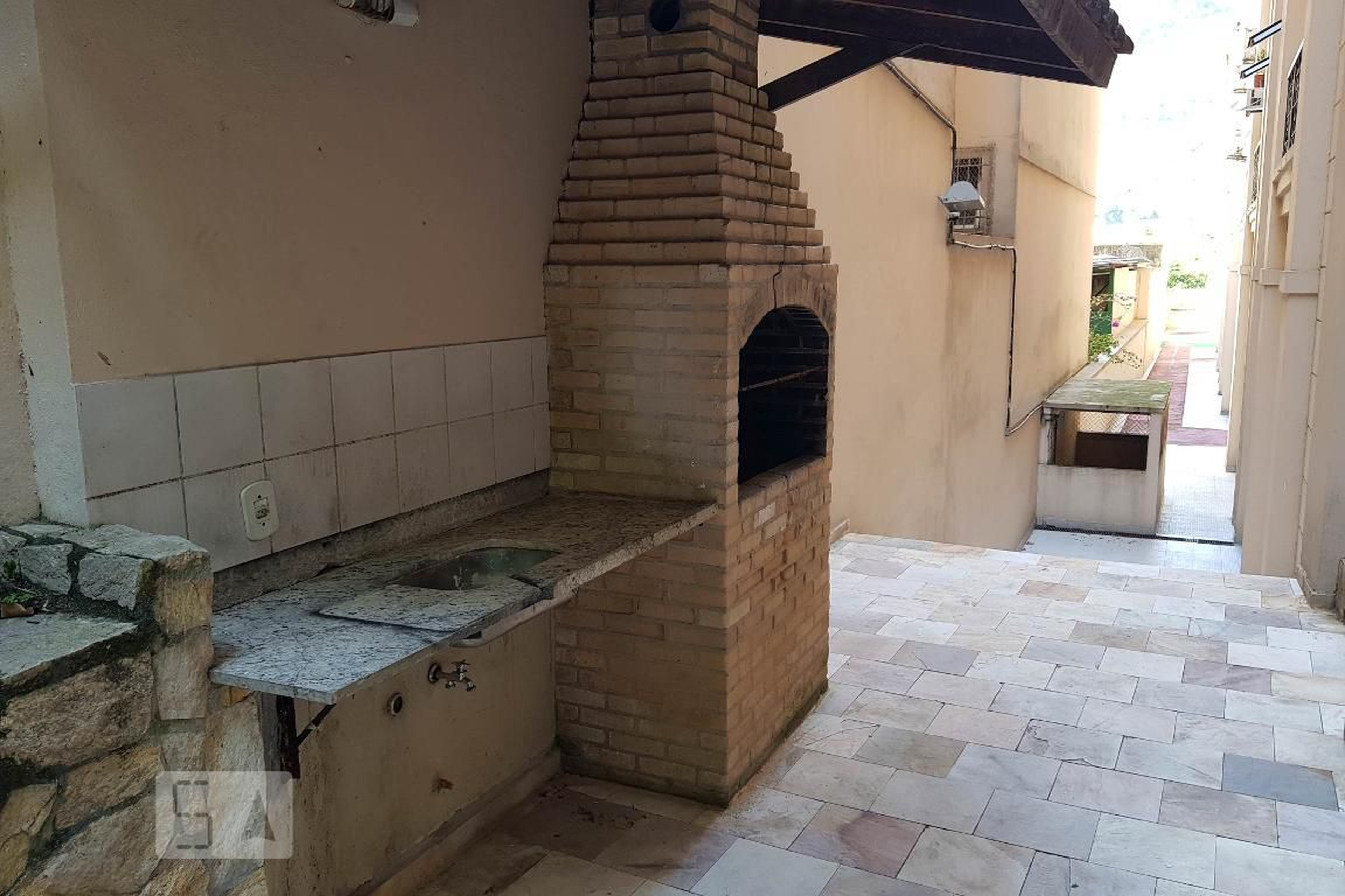 Churrasqueira - Iate All Suítes