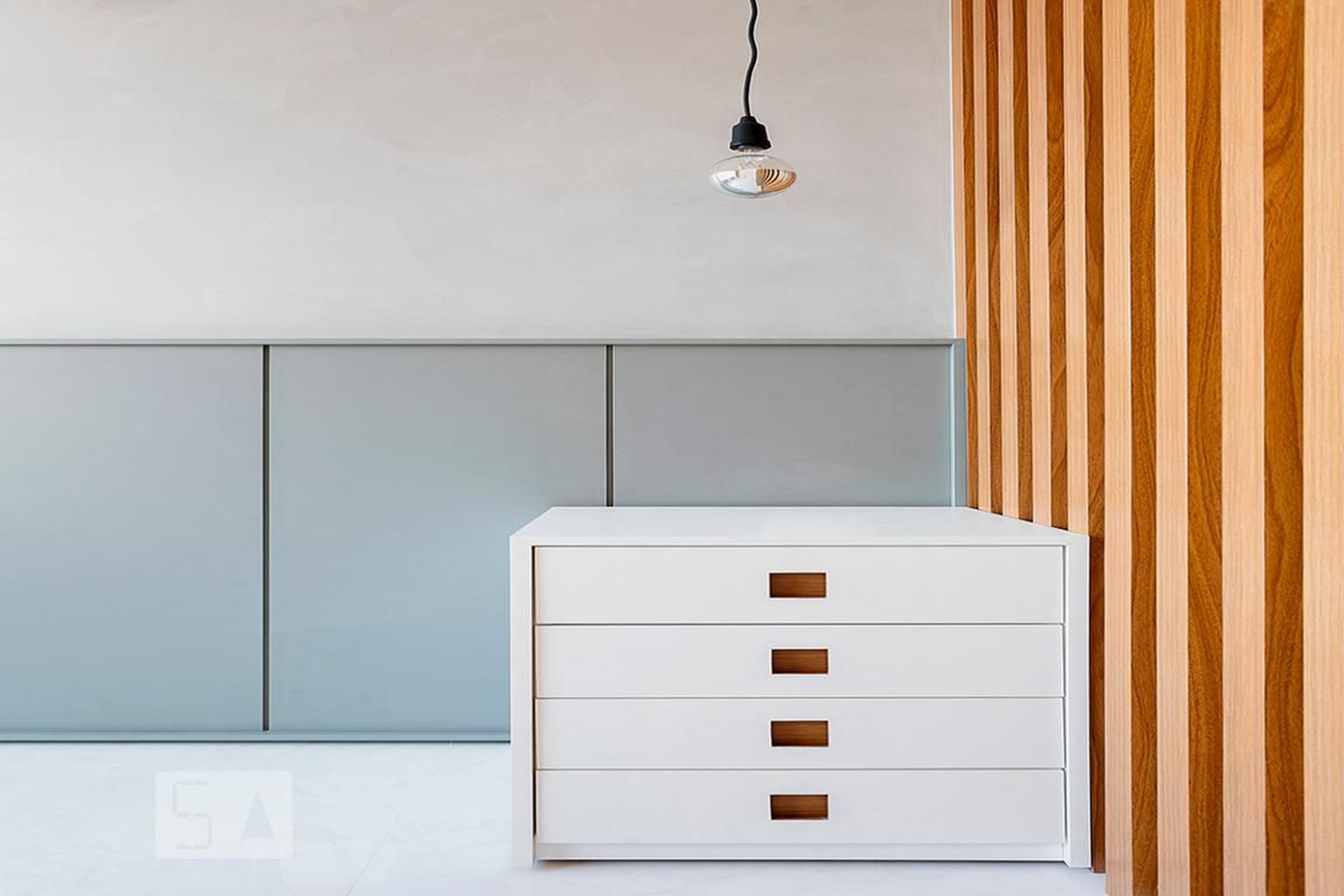 Hall Condomínio em Sgan 914 Módulo H Bloco A, 110