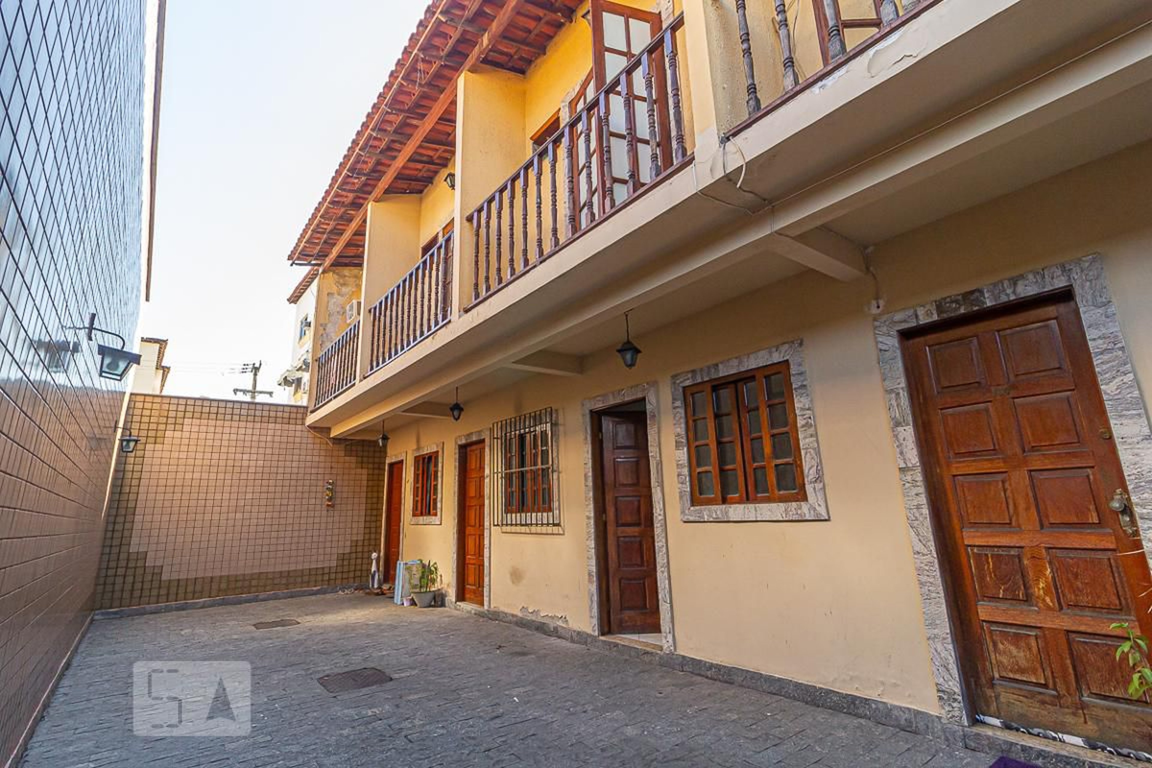 Fachada Condomínio em Rua Tenente José Jerônimo de Mesquita, 69