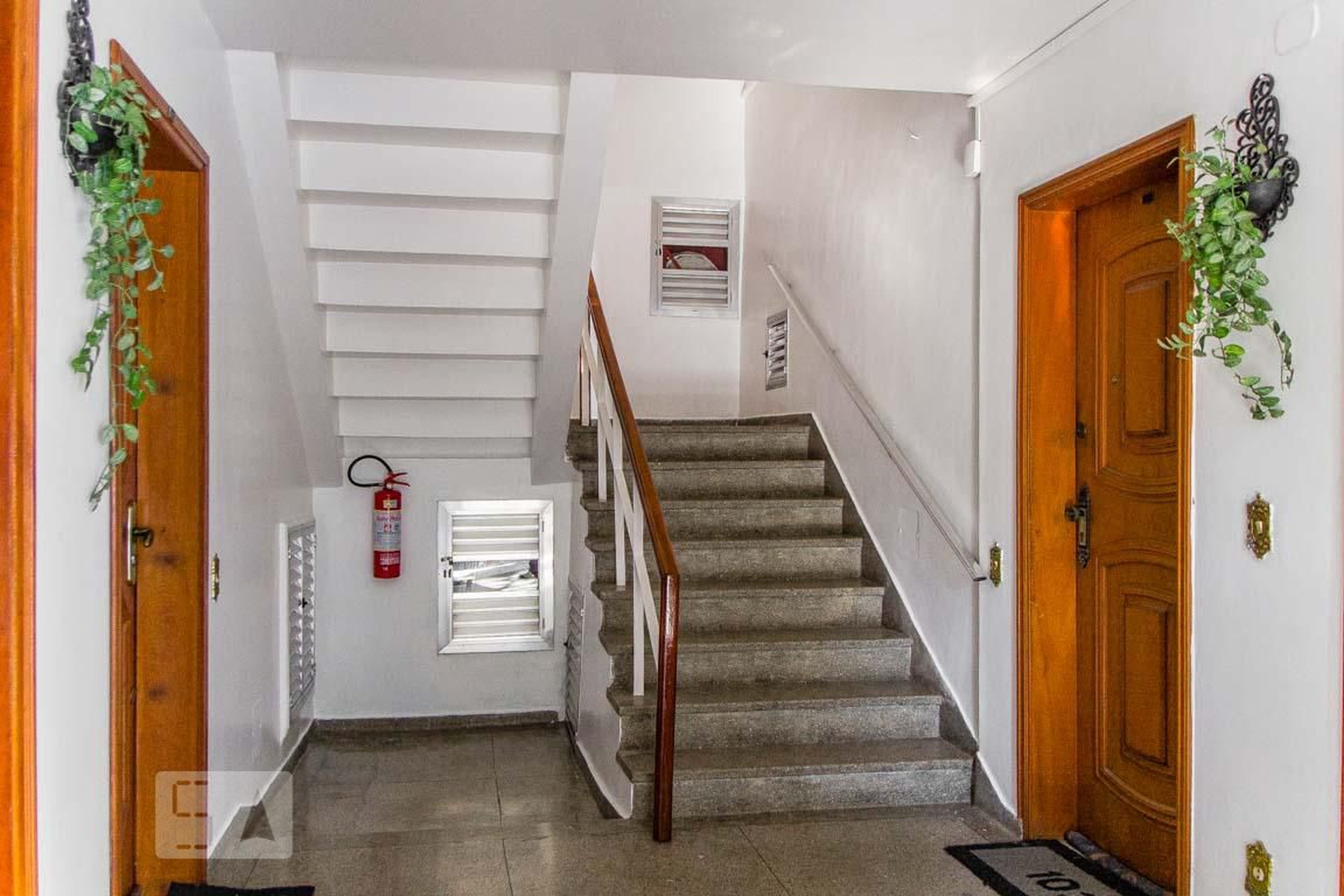 Hall de Entrada - Almirante Alves Camara