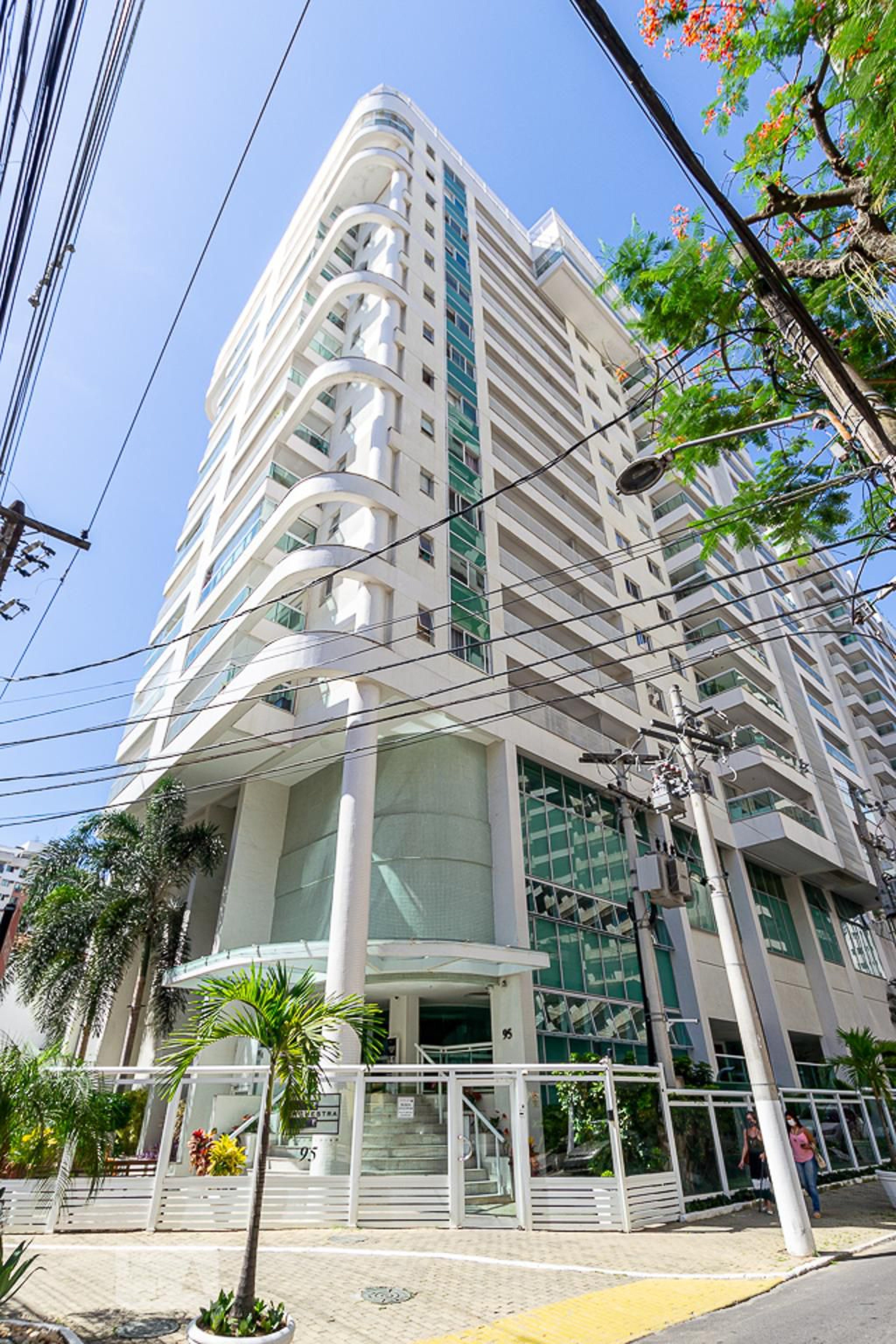 Fachada do Prédio Condomínio Orchestra