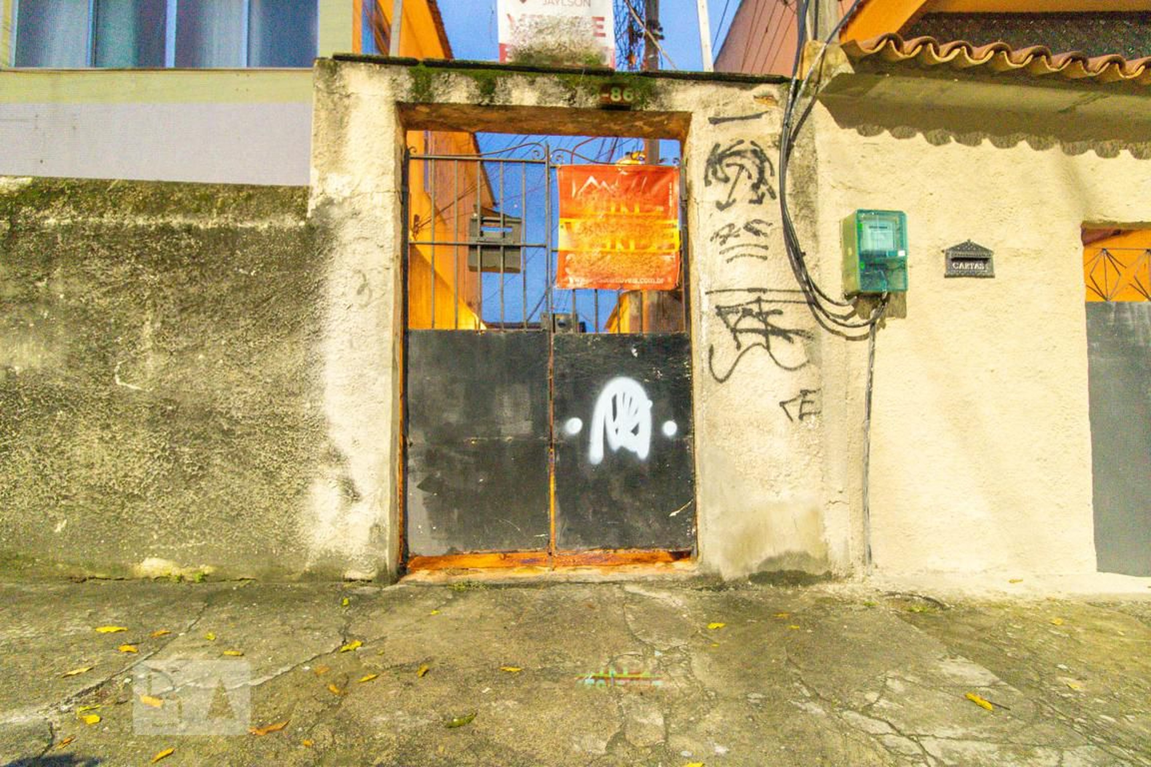 Fachada Condomínio em Rua Paranhos, 402