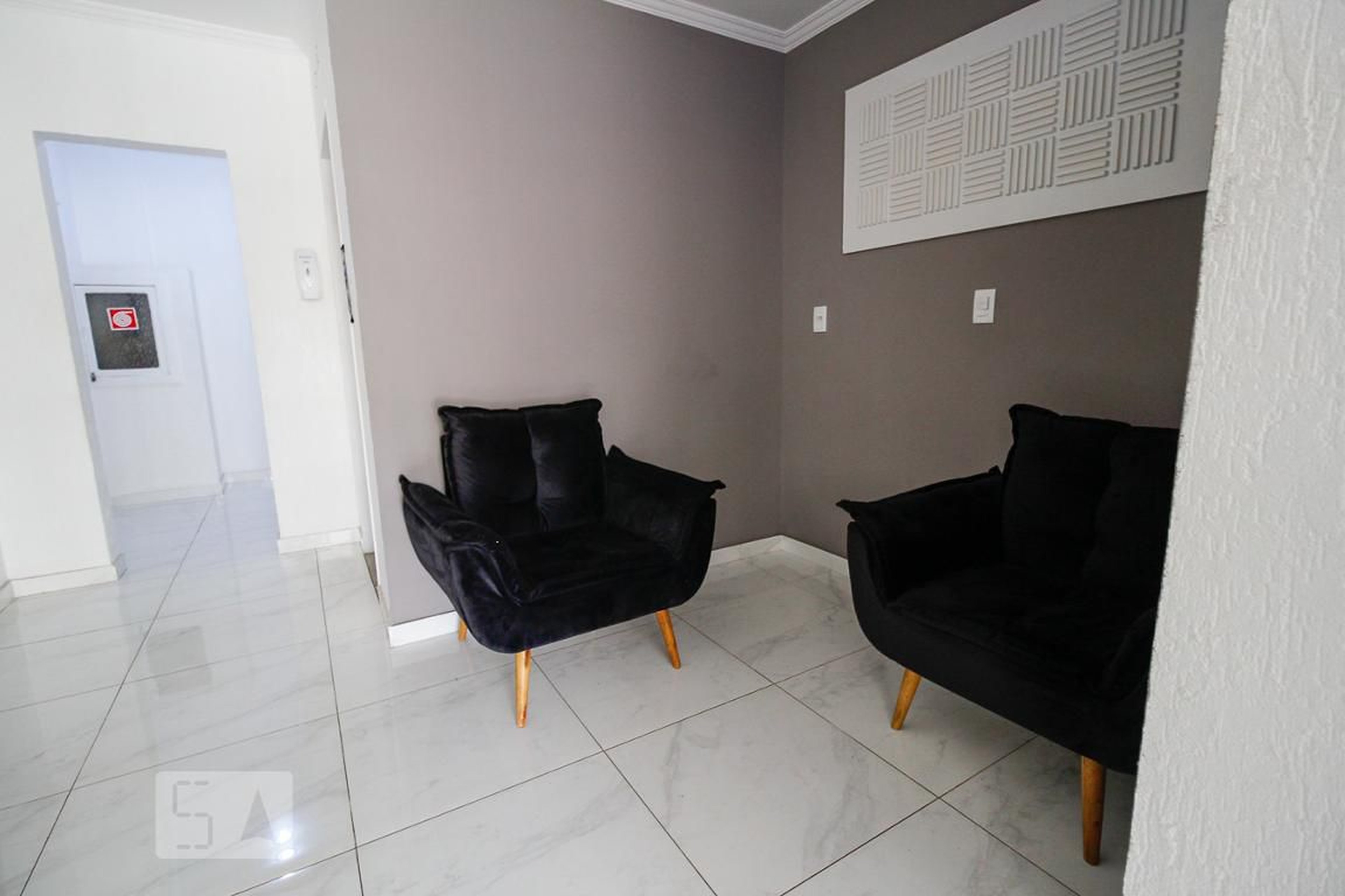 Hall - Edifício Arco-Iris