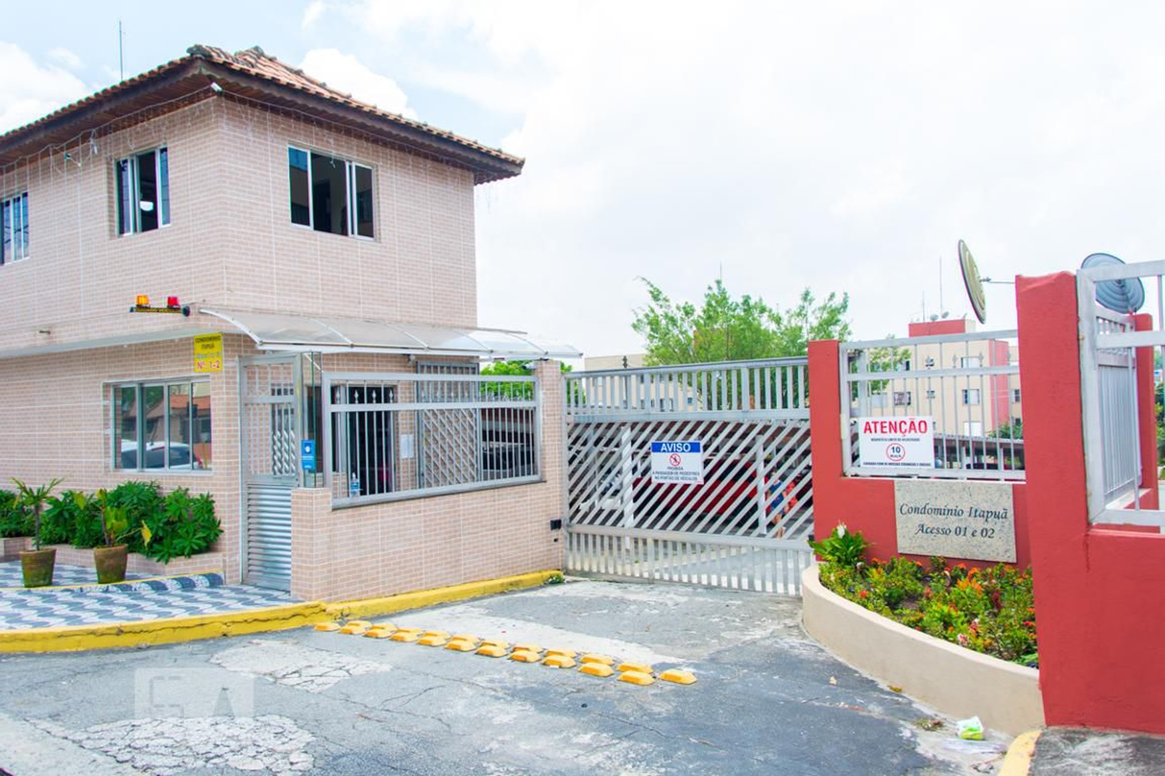 Área externa - Itapuã