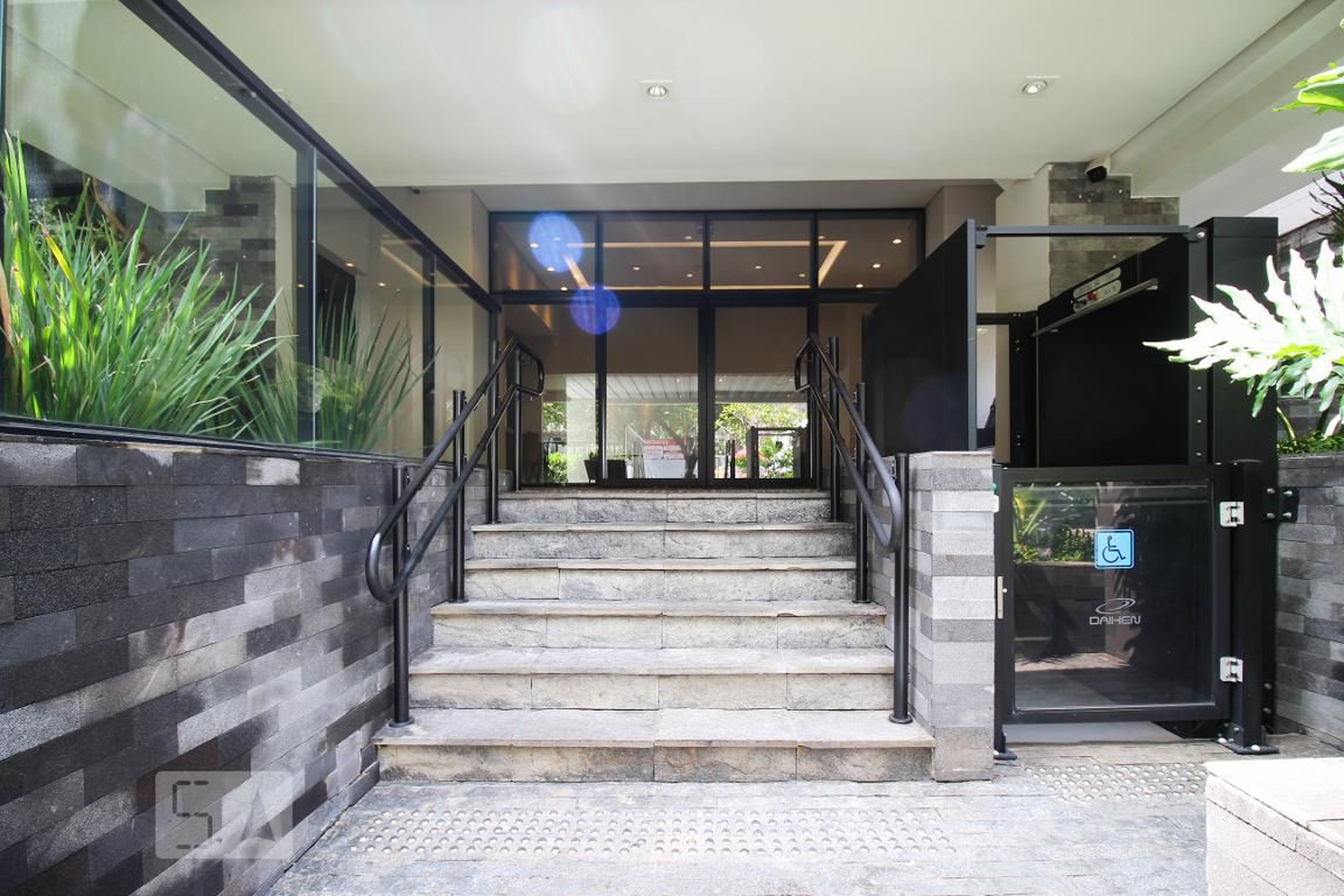 Entrada - Notting Hill Studio