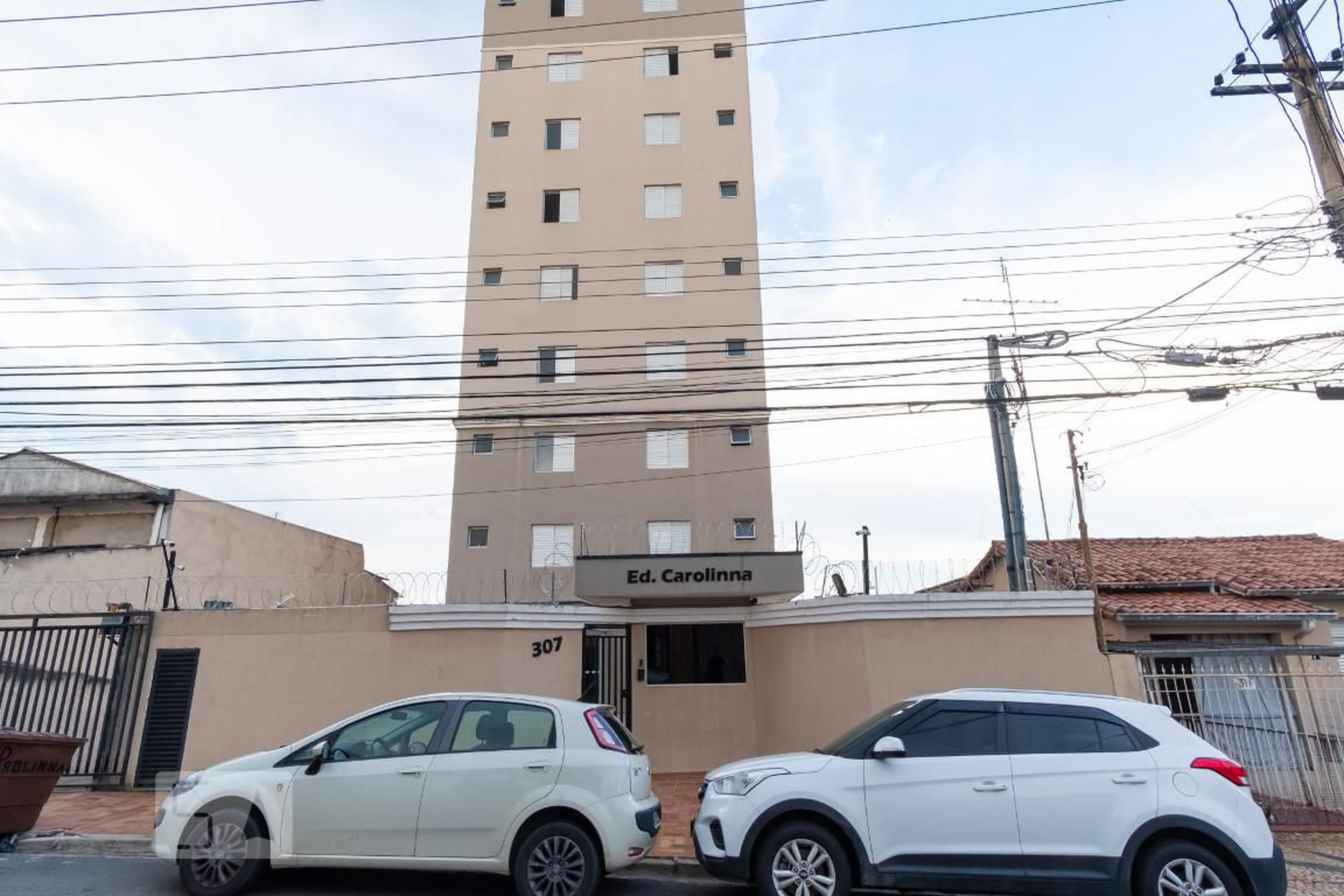Fachada do Prédio Condomínio Carolinna