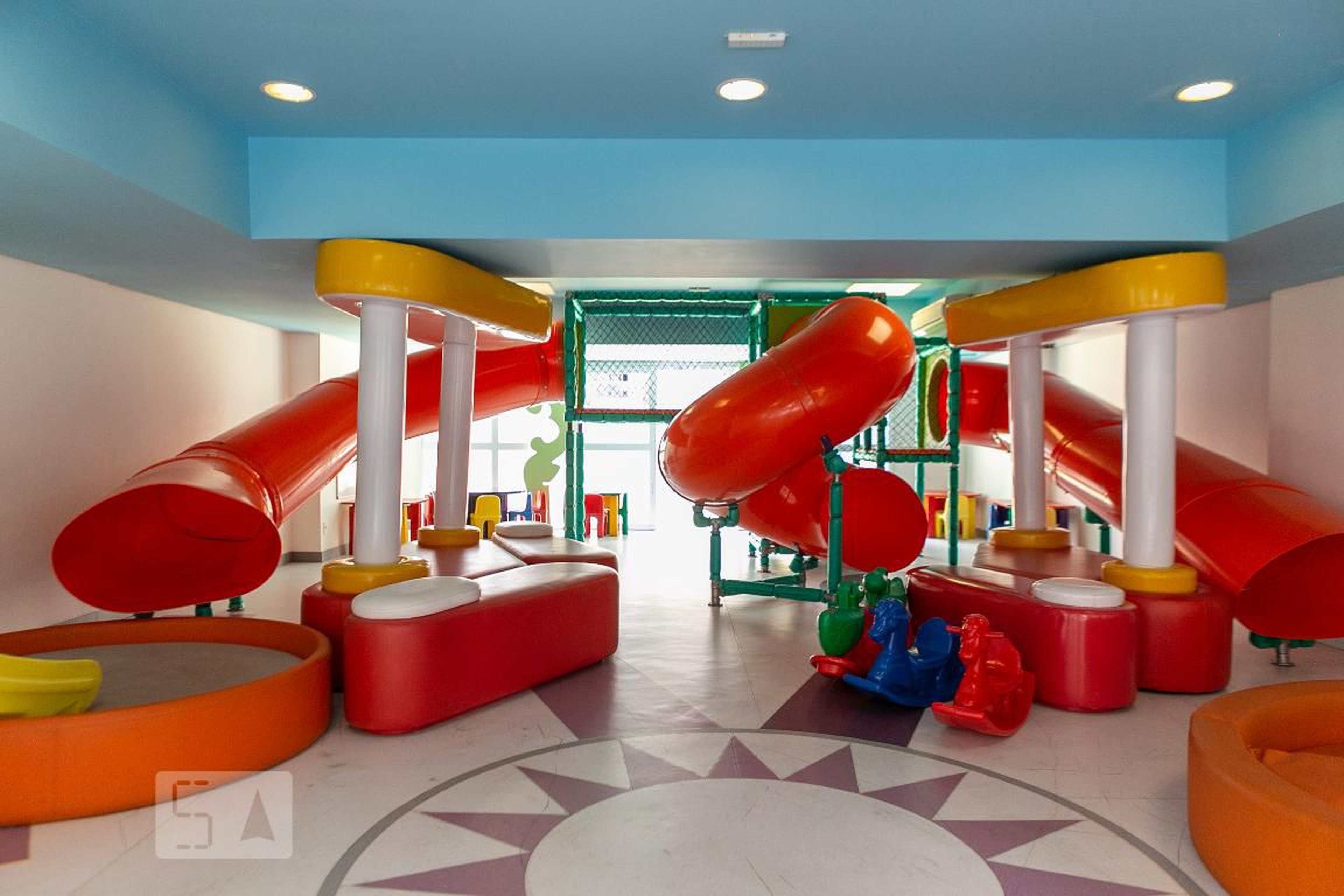 Brinquedoteca - Legend