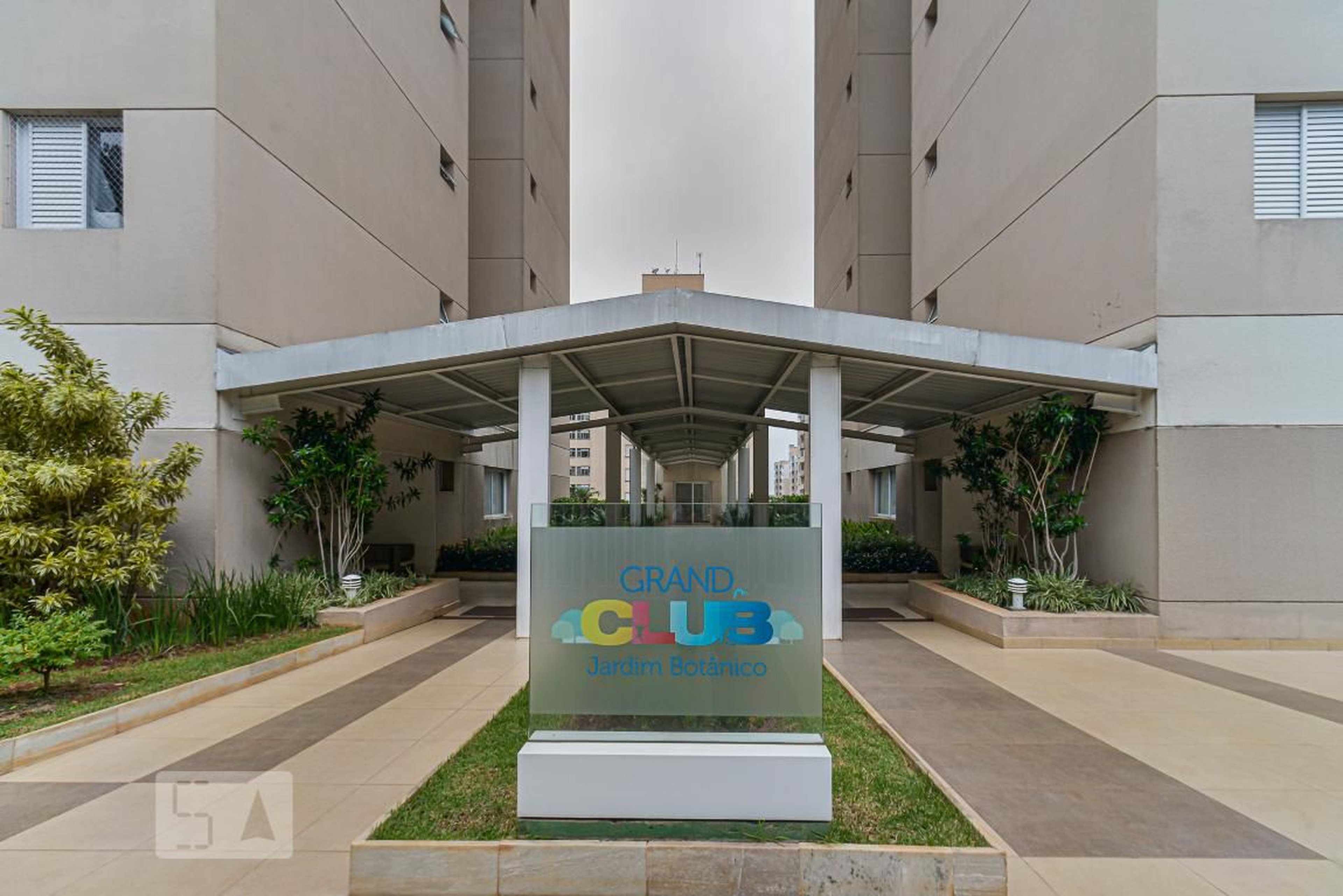 Entrada Social - Residencial Grand Club jardim botânico