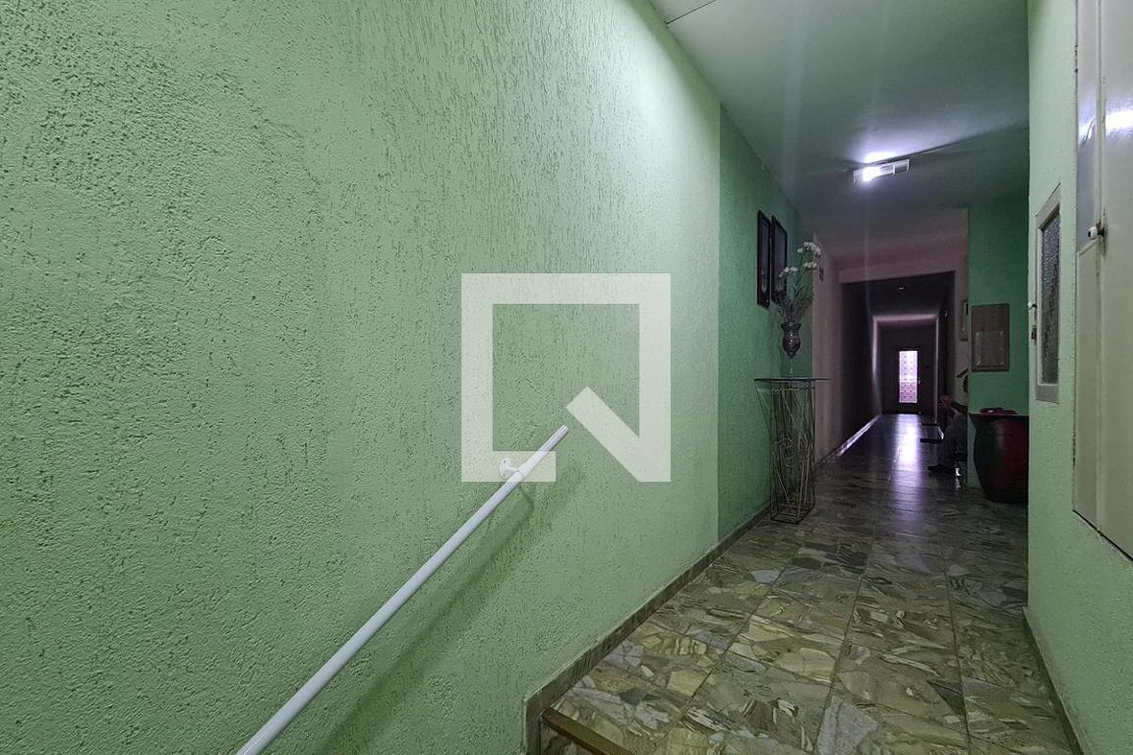 Hall social Condomínio Almeida Carmo