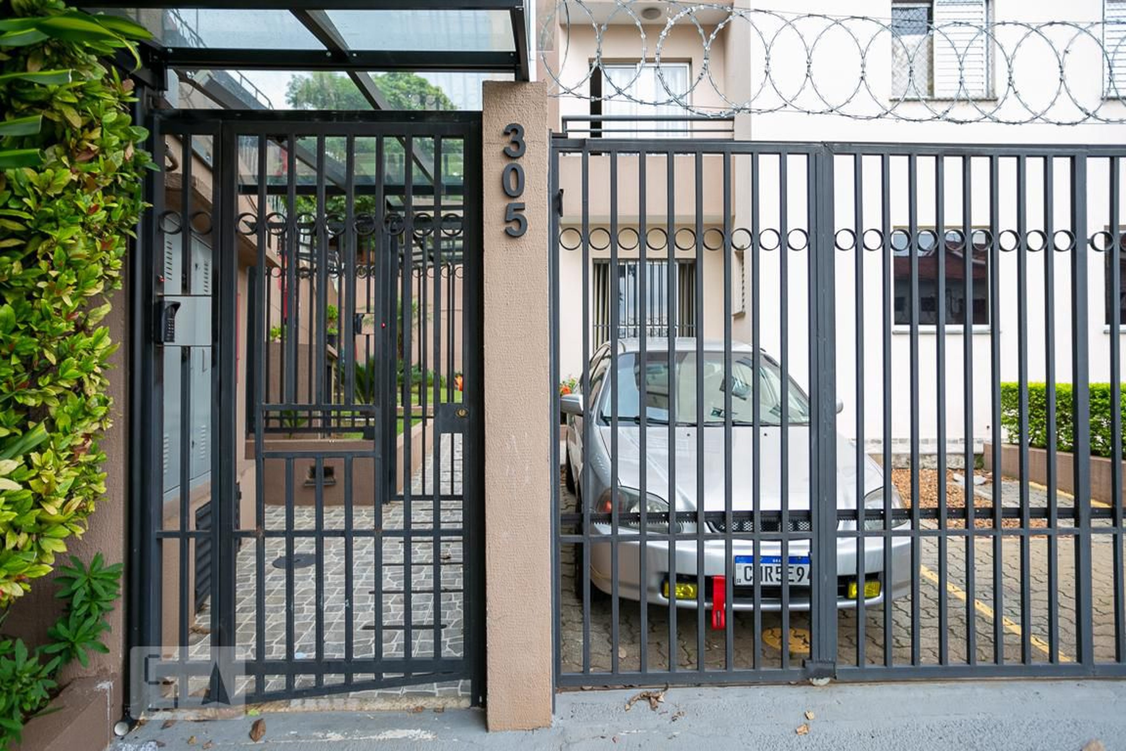 Fachada do Condomínio Residencial Topázio