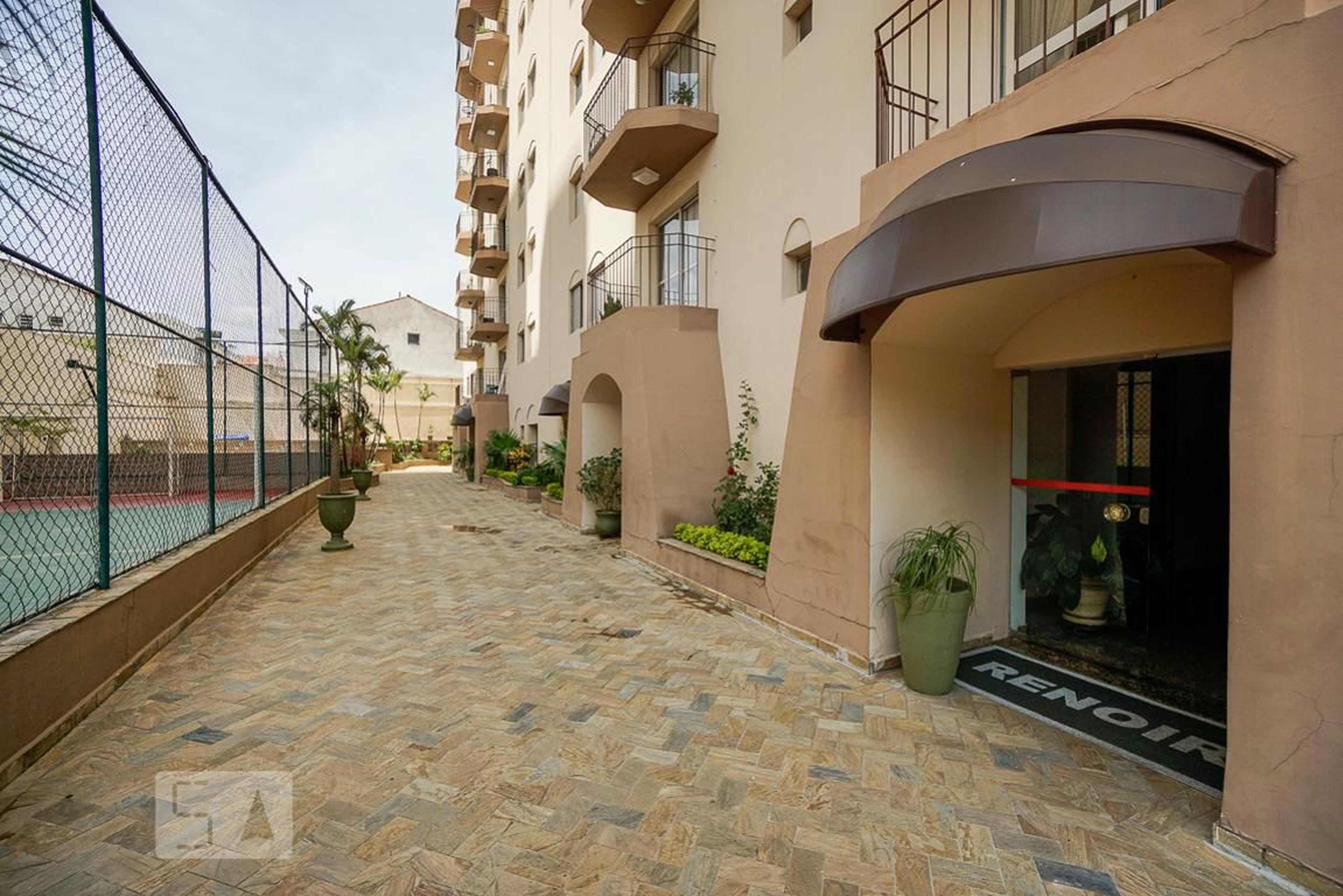 Área externa - renoir