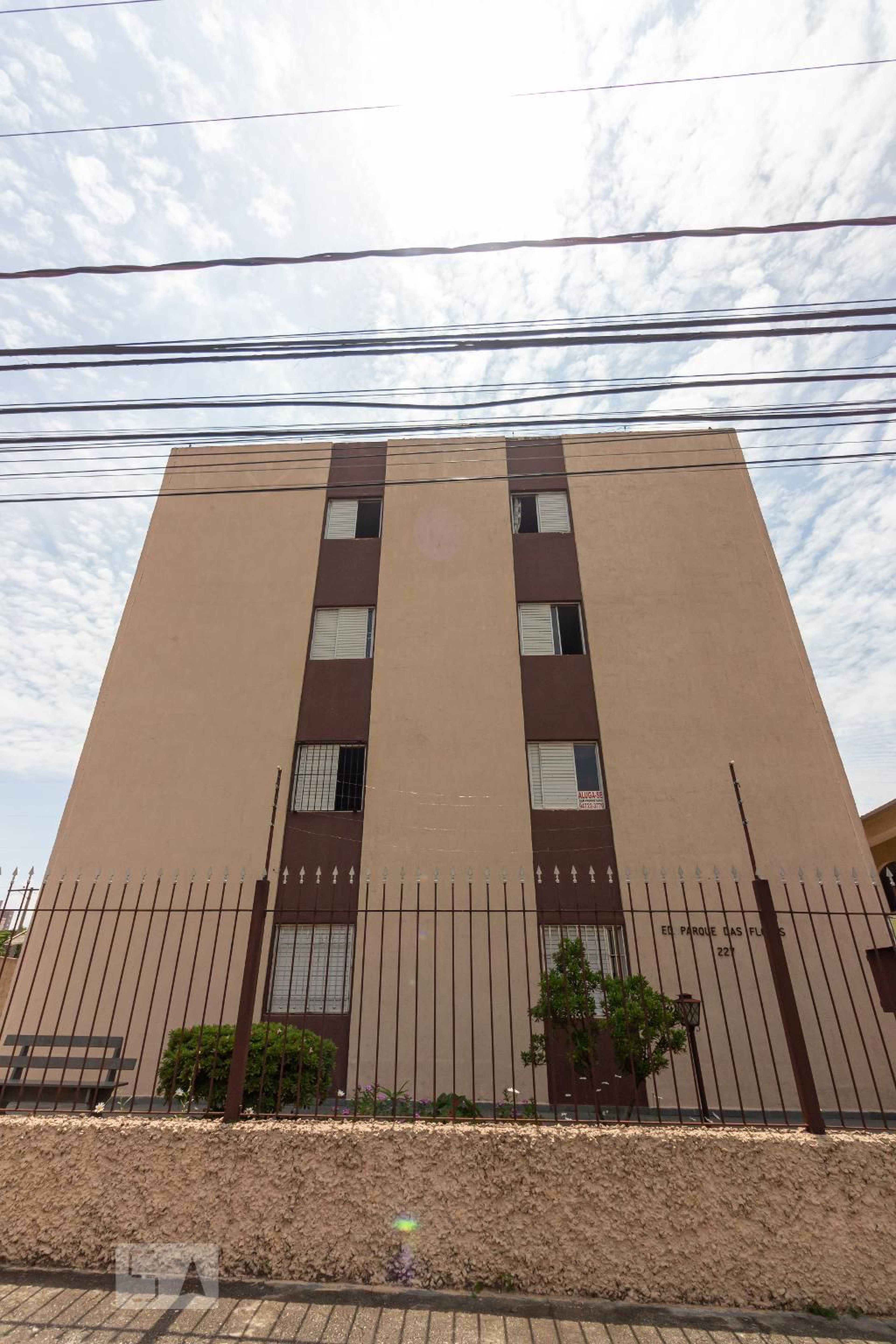Fachada Edifício Parque das Flores
