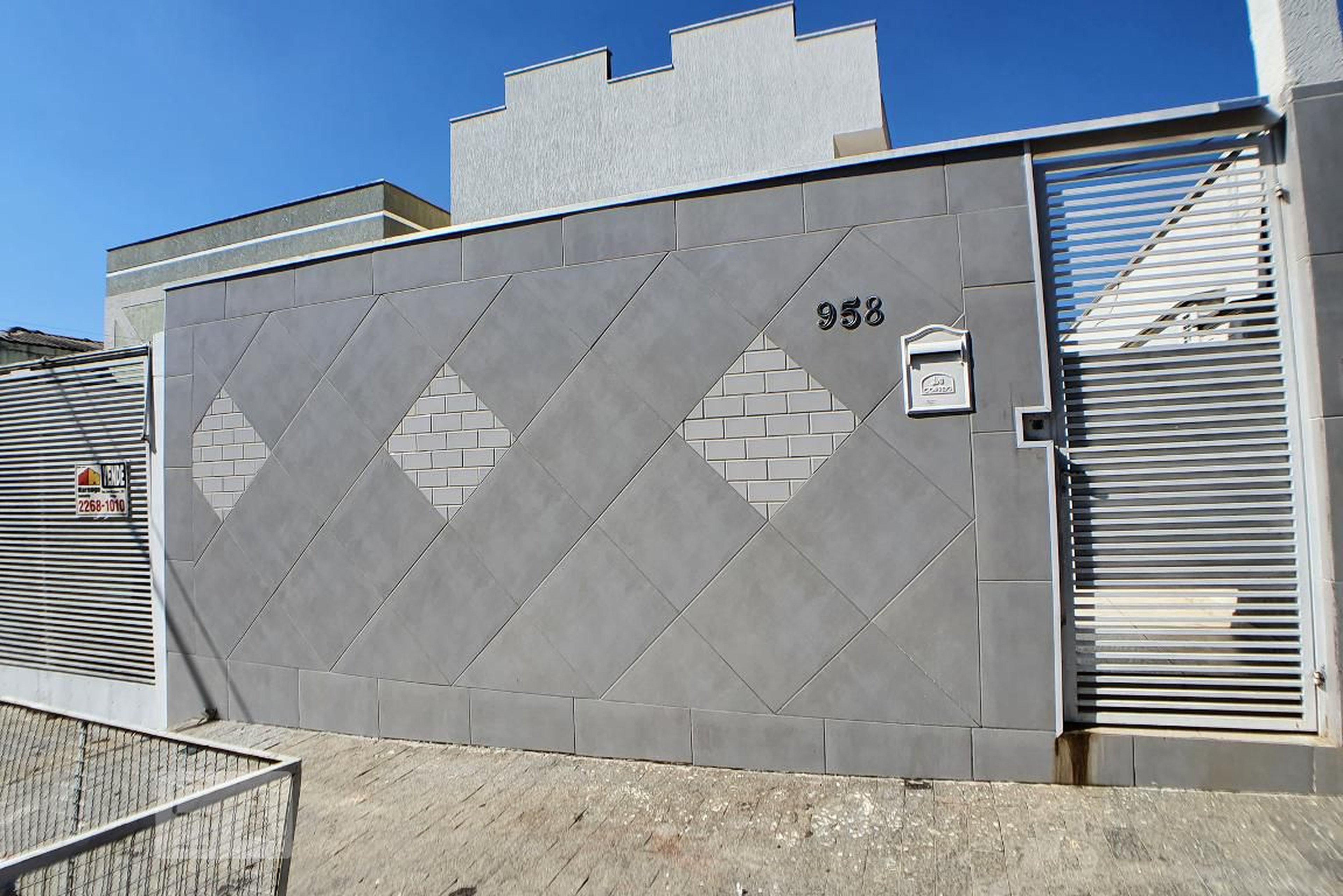 Fachada Condomínio em Rua Jarauara, 35