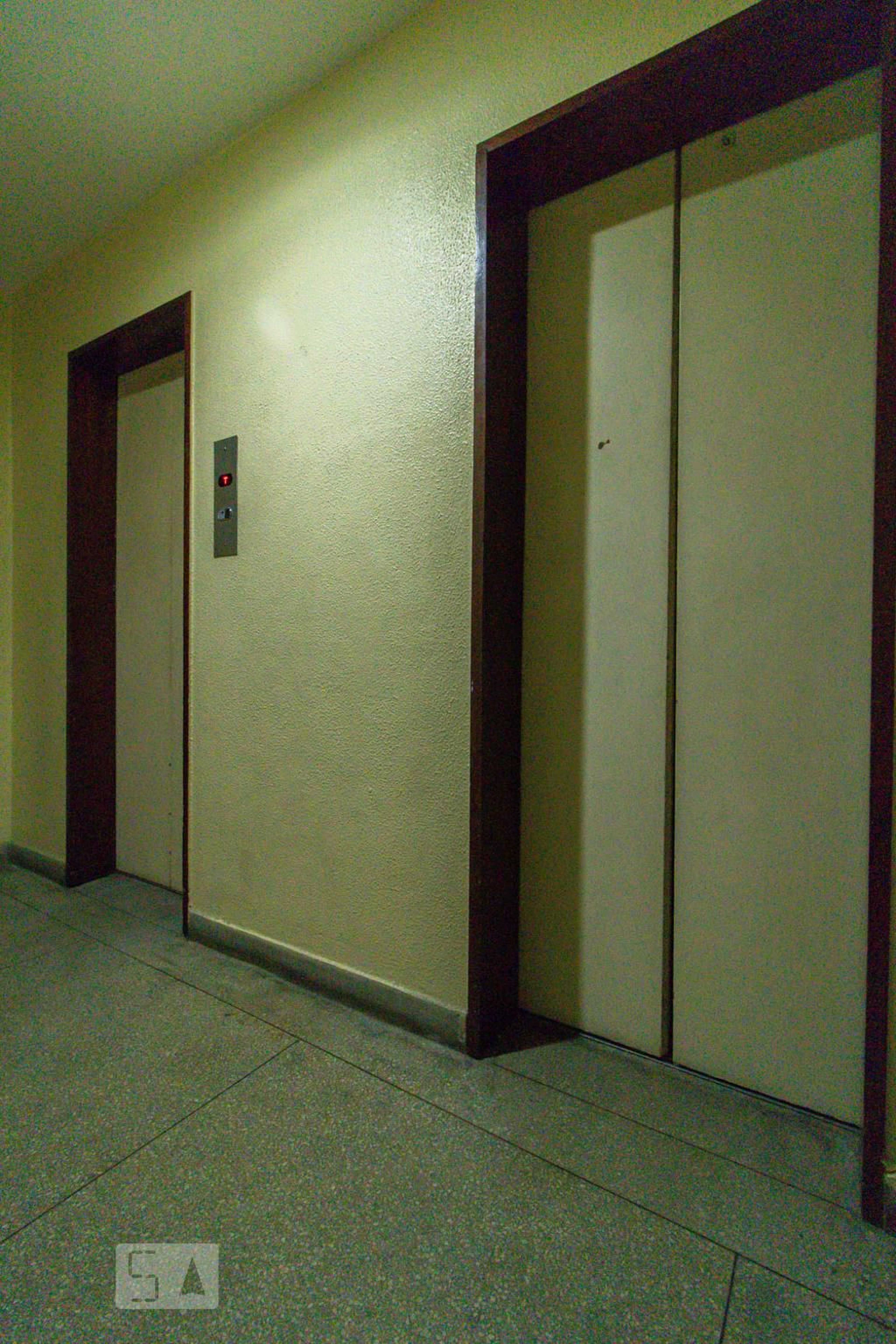 Elevador - ado Vila da Penha