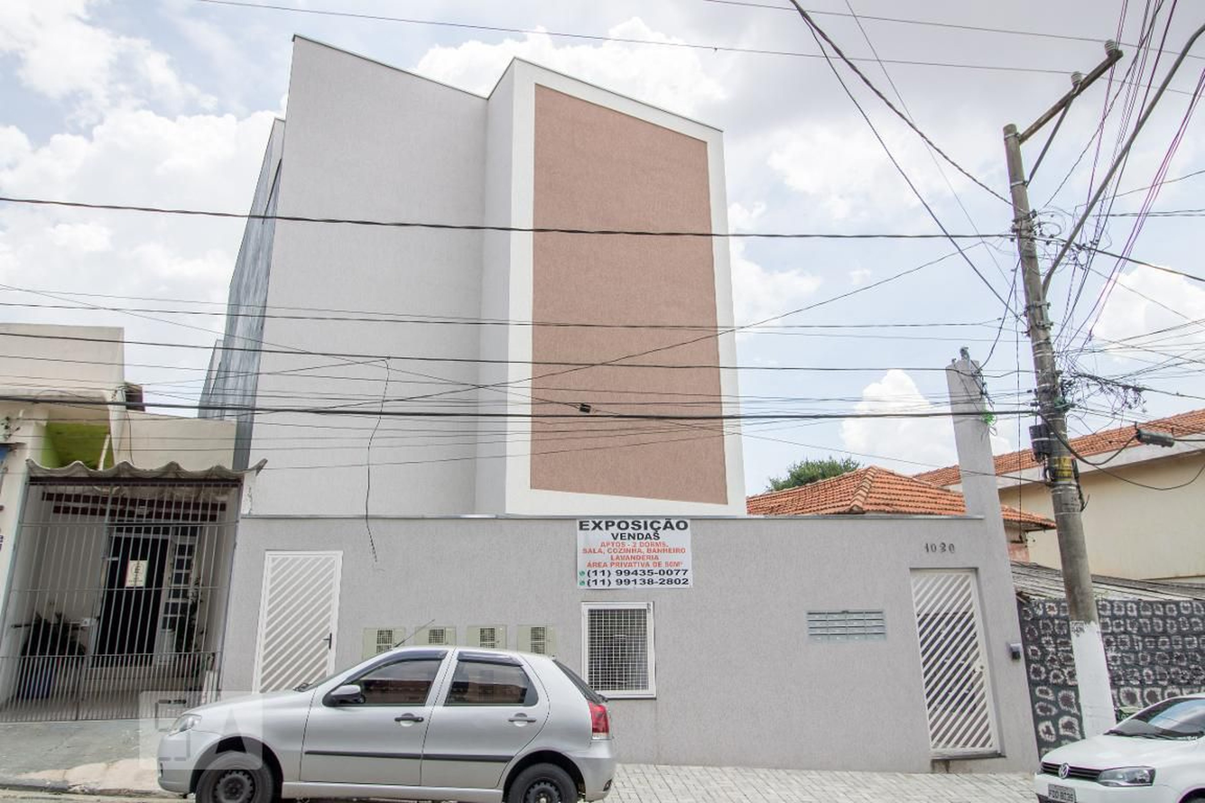 Fachada Condomínio em Rua Uhland, 1020