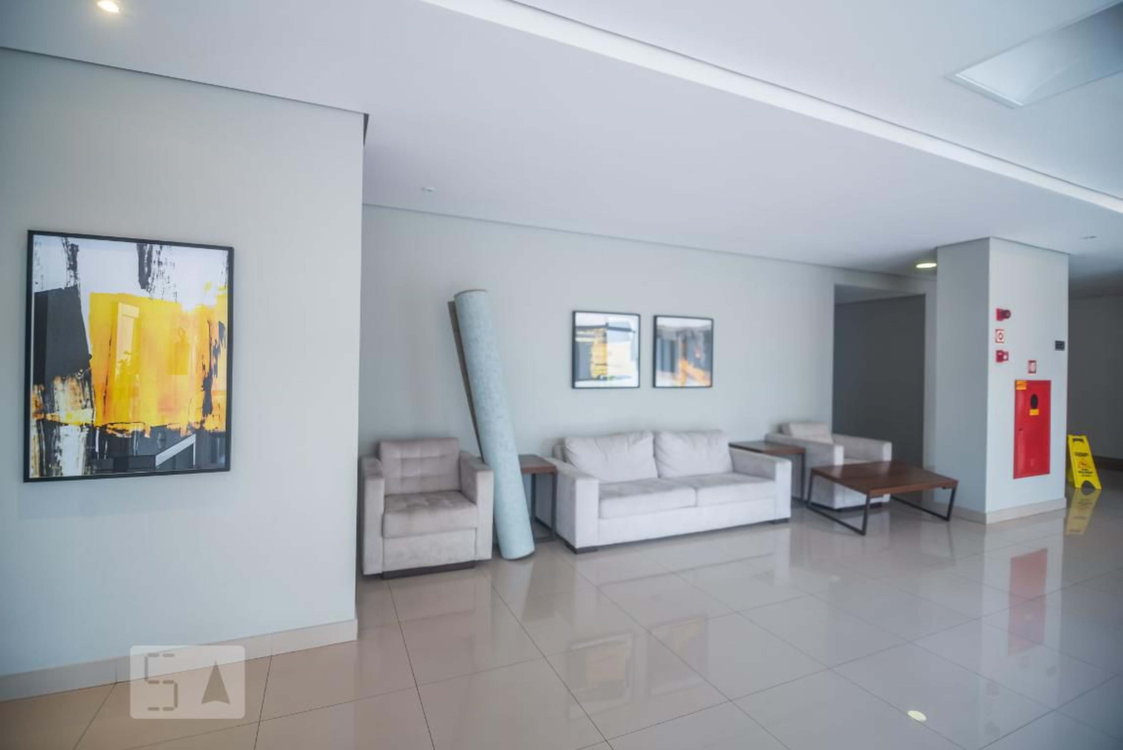 Hall - Chateau Cheverny