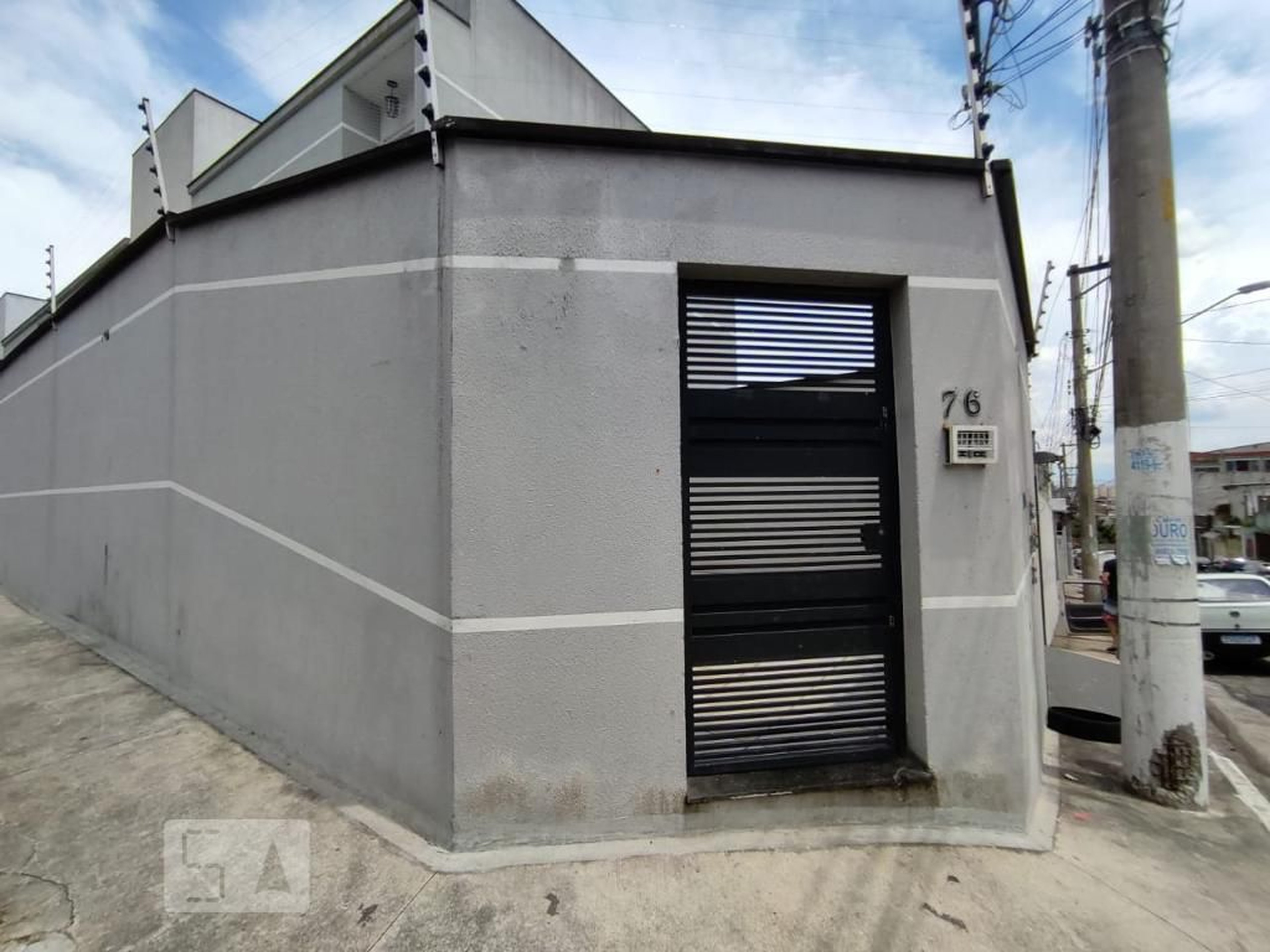 Fachada Condomínio em Rua Aristides Jofre, 76