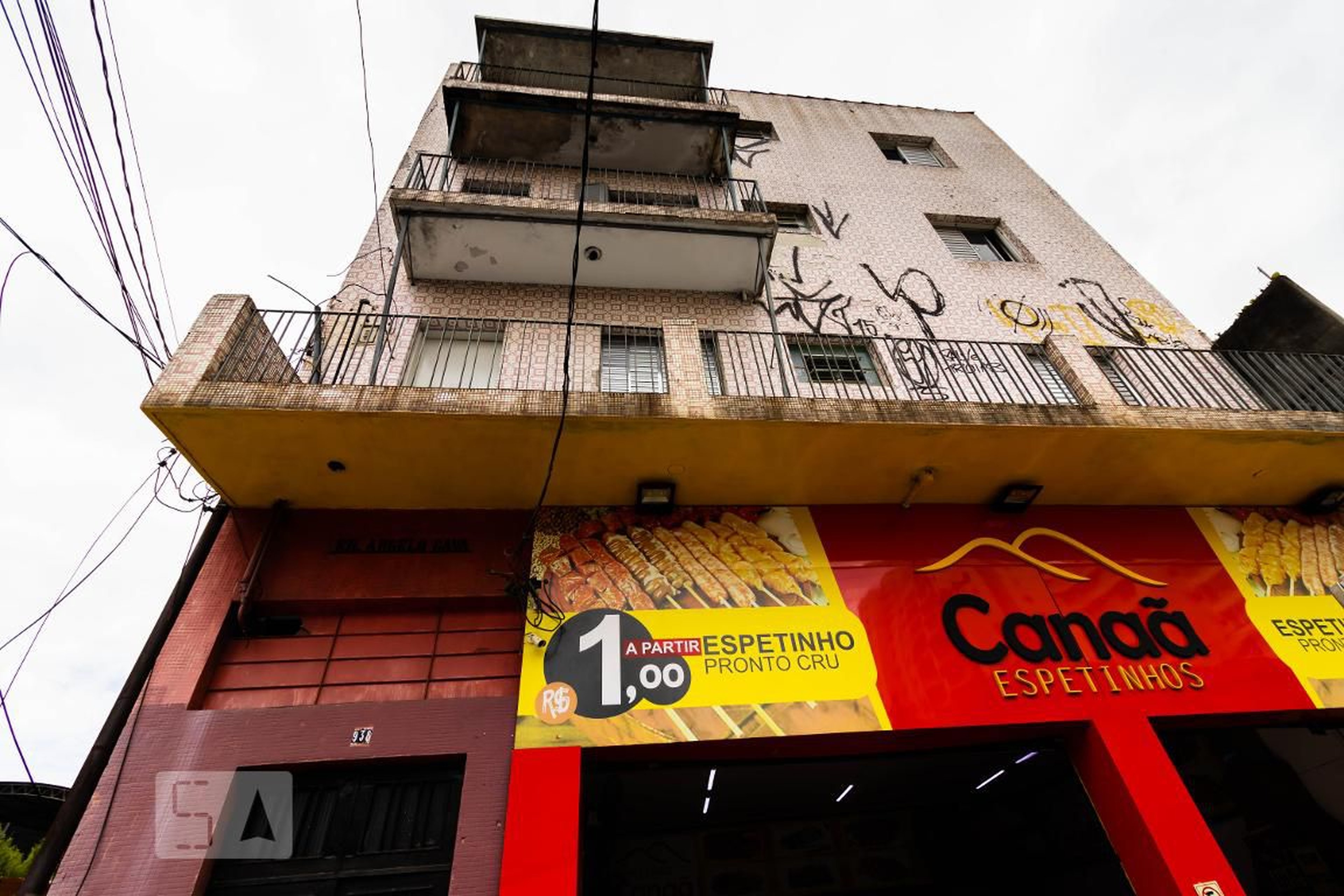 Fachada Condomínio em Rua Nossa Senhora das Mercês, 938
