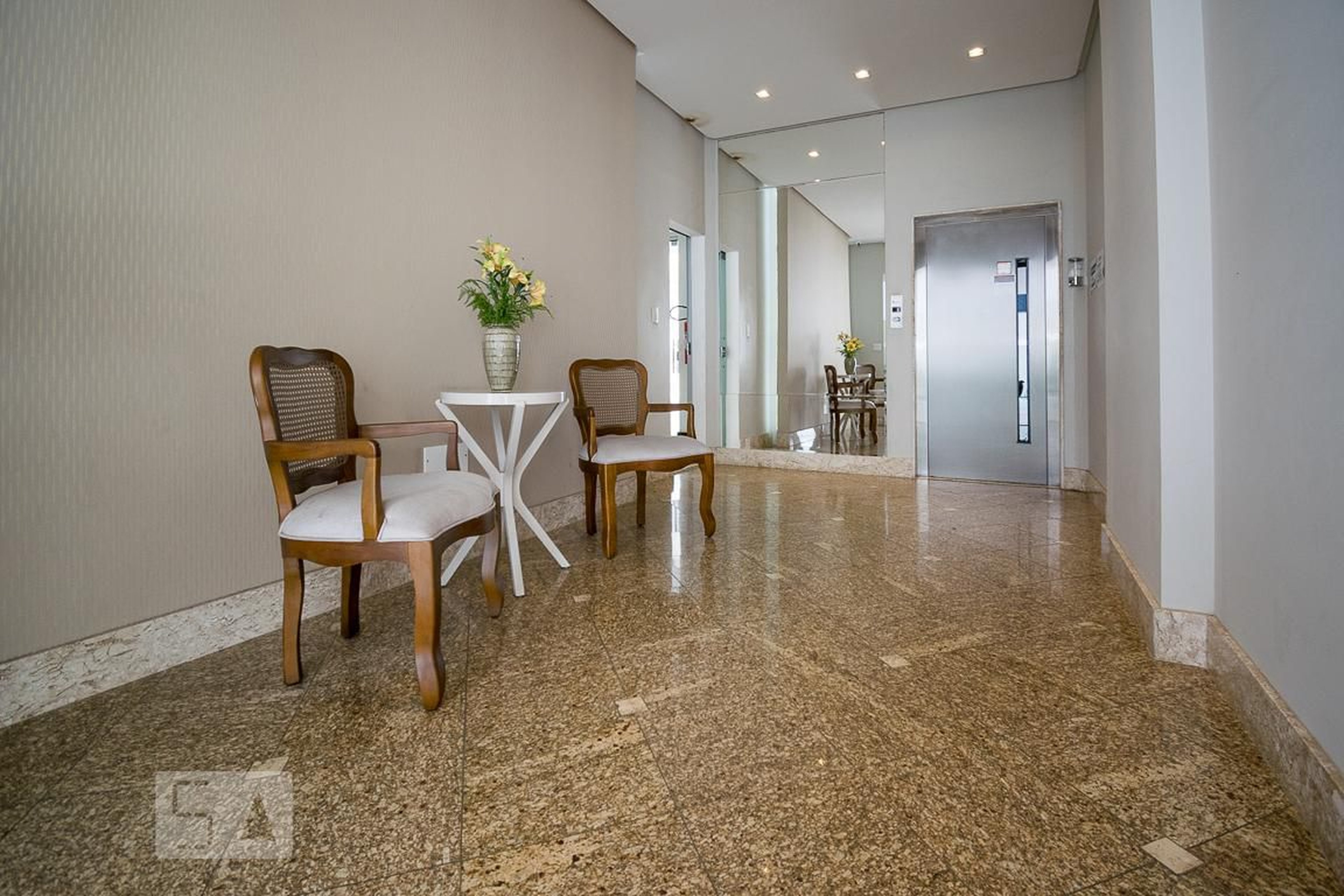 Hall de Entrada - Grandes Mares