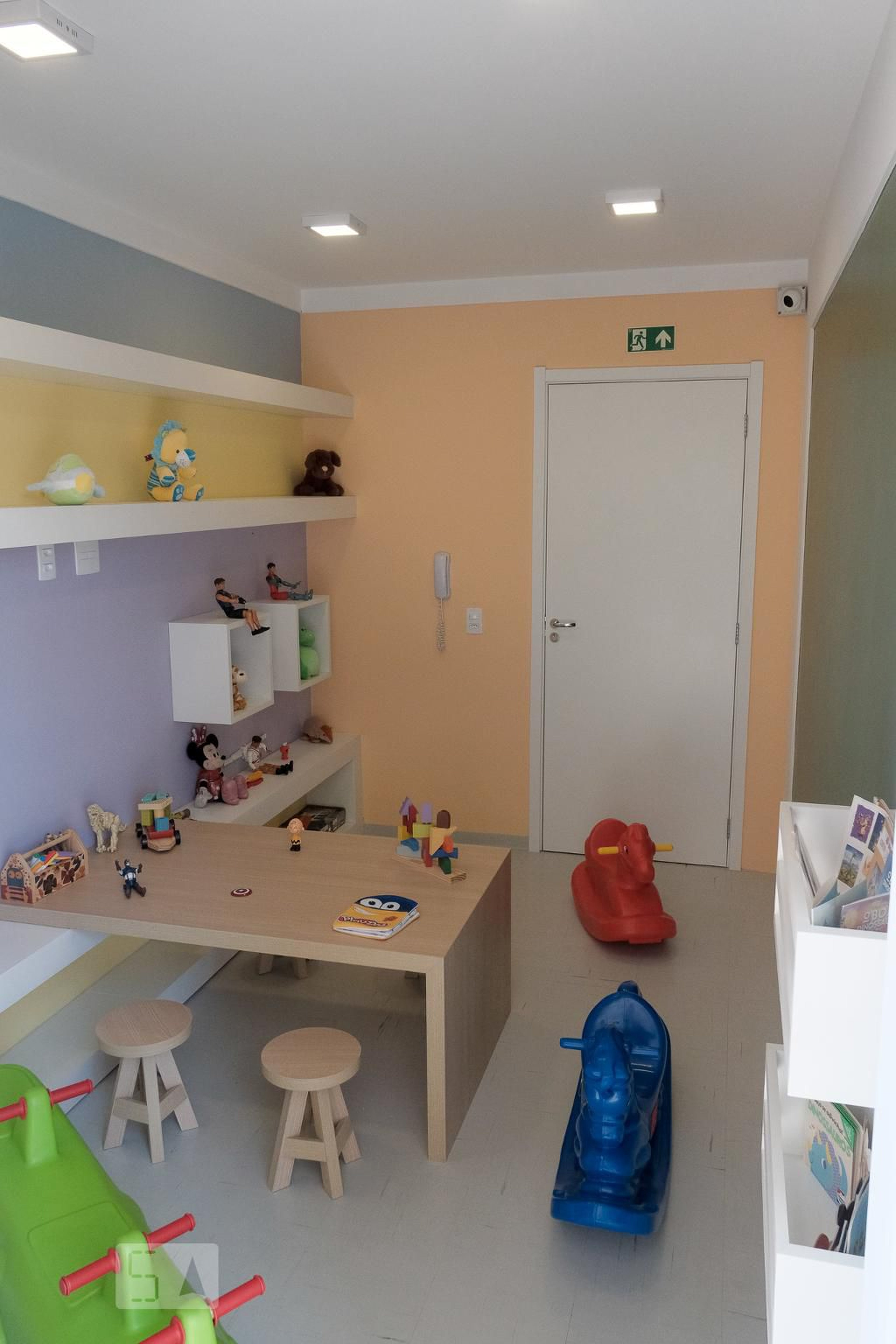 Brinquedoteca Condomínio em Rua Augusto Carlos Bauman, 65