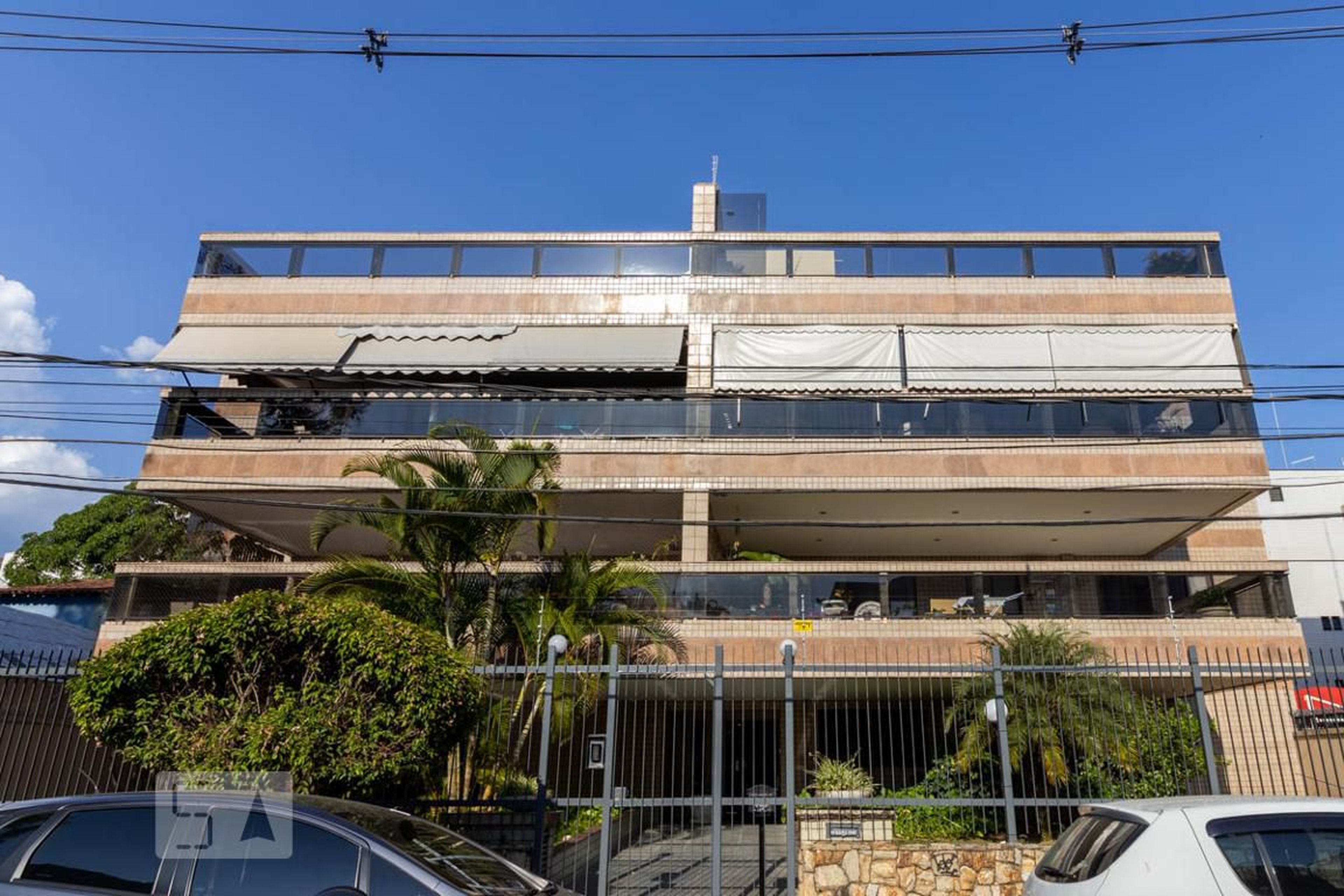 Fachada do Prédio Condomínio em Rua Octávio de Faria, 65