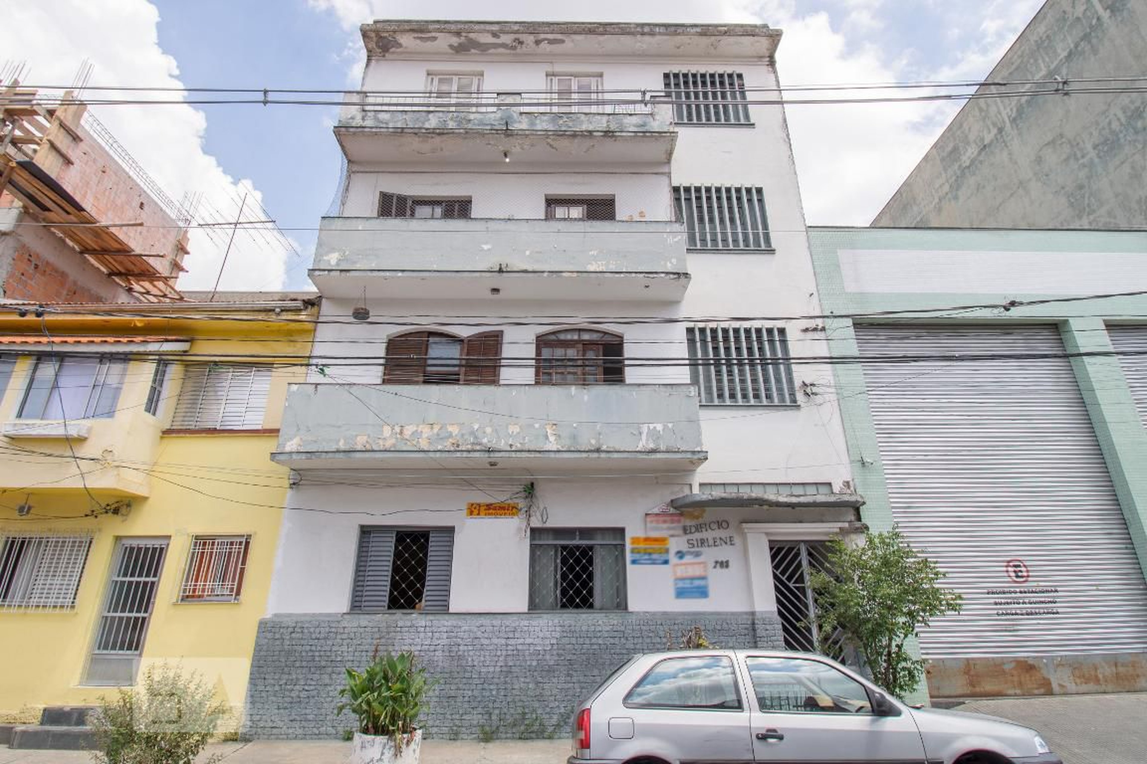 Fachada Condomínio em Rua Carnot, 763