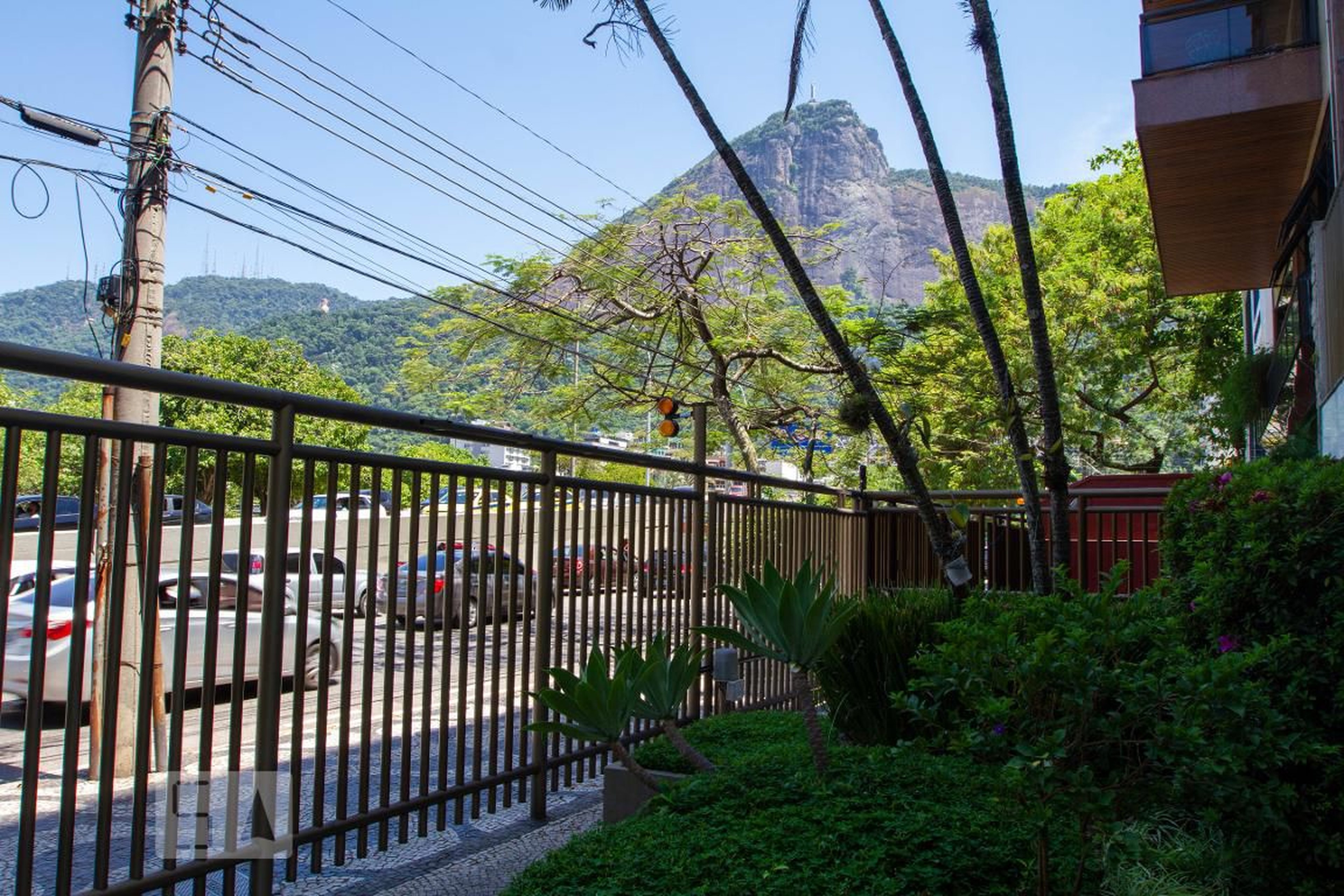 Entrada do Prédio - Edifício Geneve