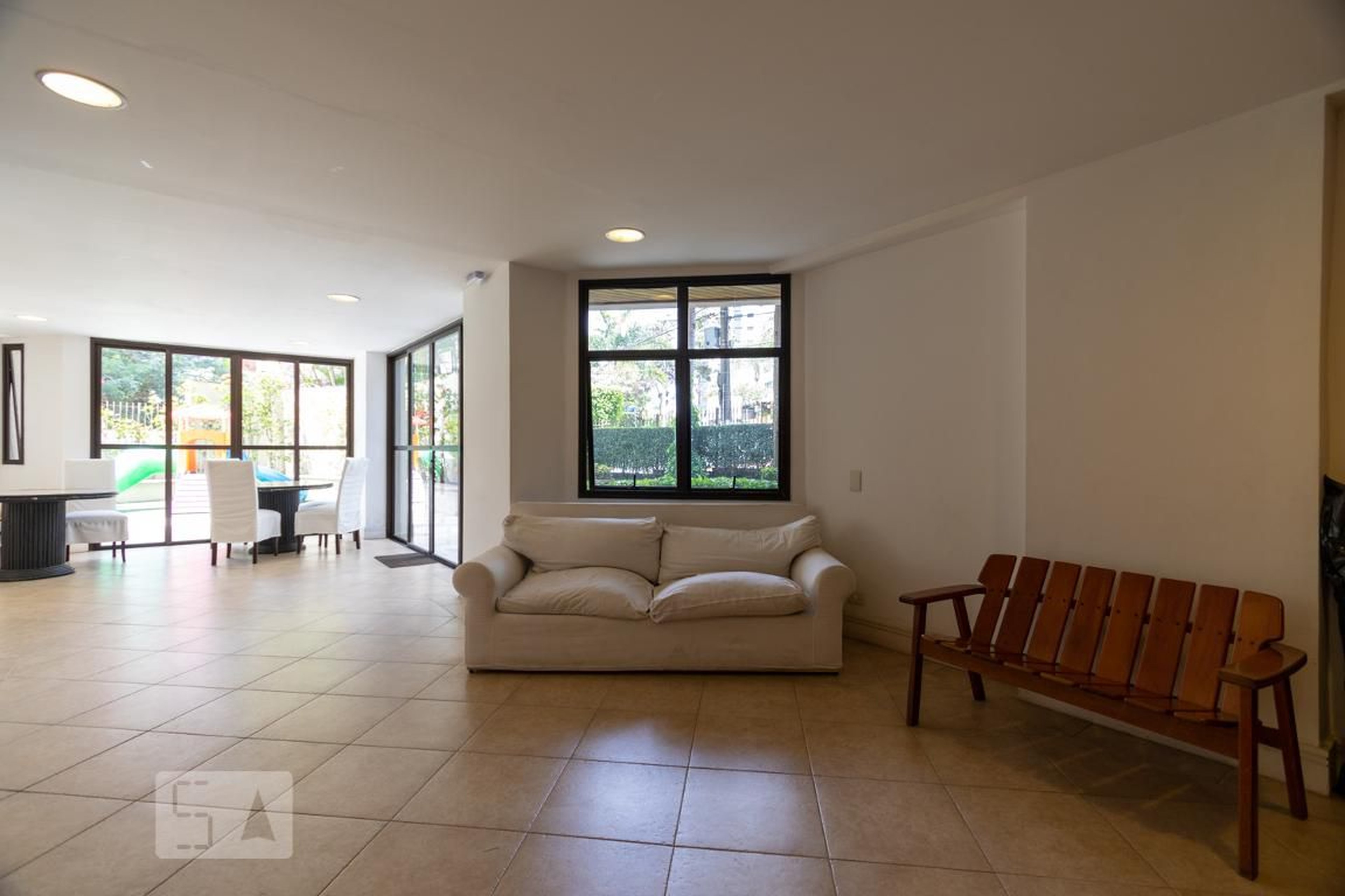 Salao de Festa - La Tremoille