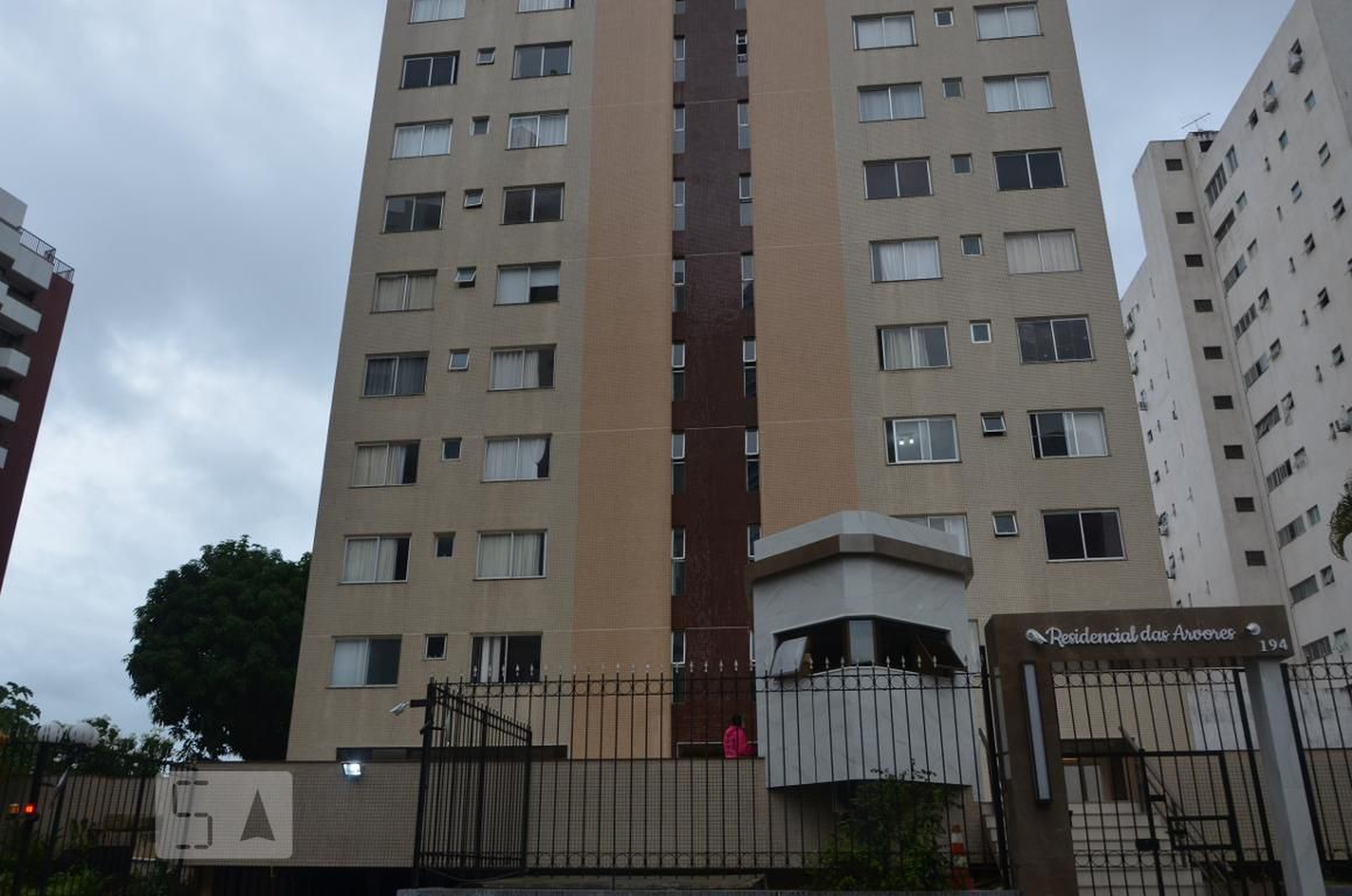 Fachada Residencial das Árvores